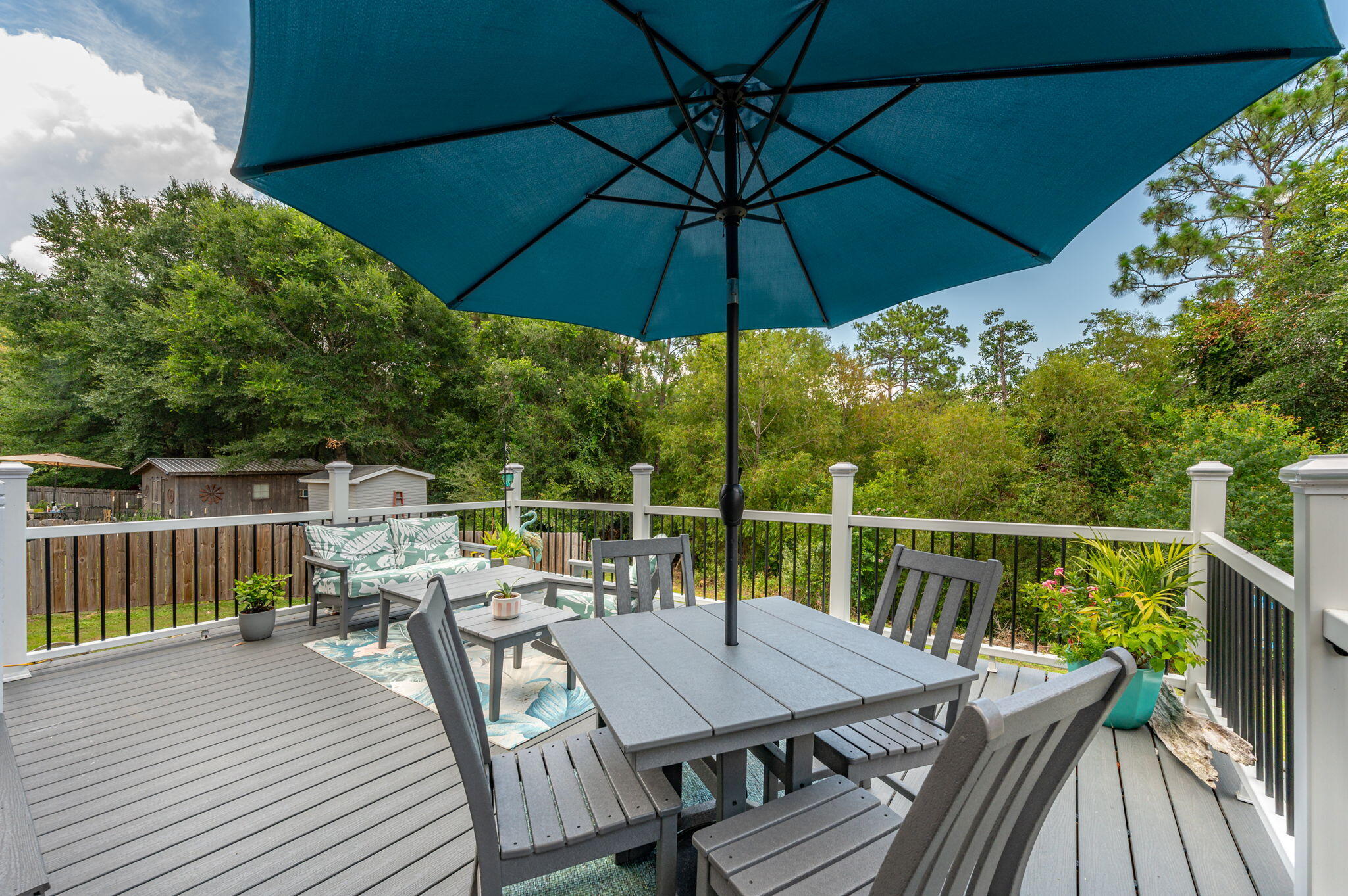 SPRING HOLLOW ESTATES - Residential