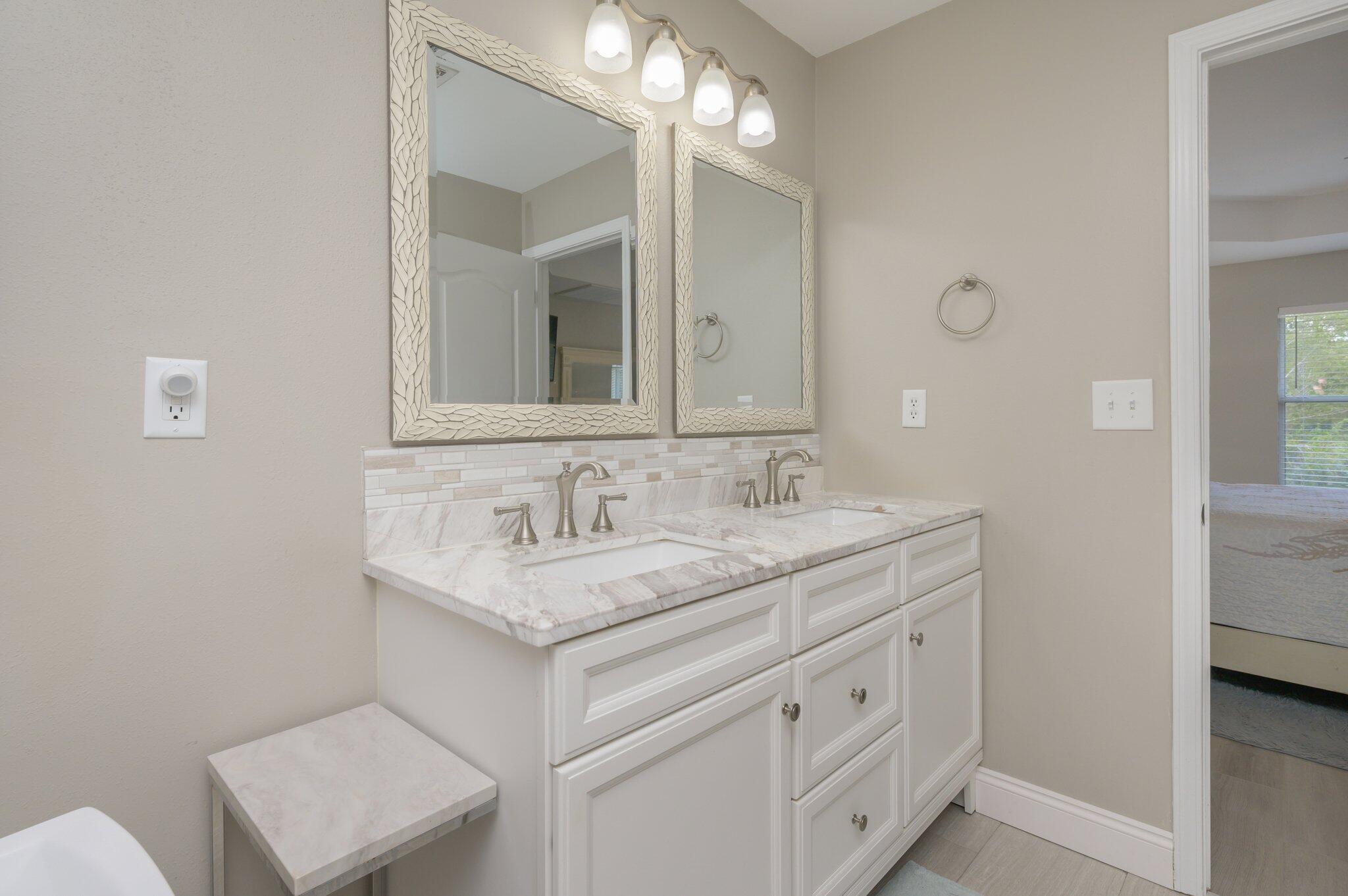 SPRING HOLLOW ESTATES - Residential