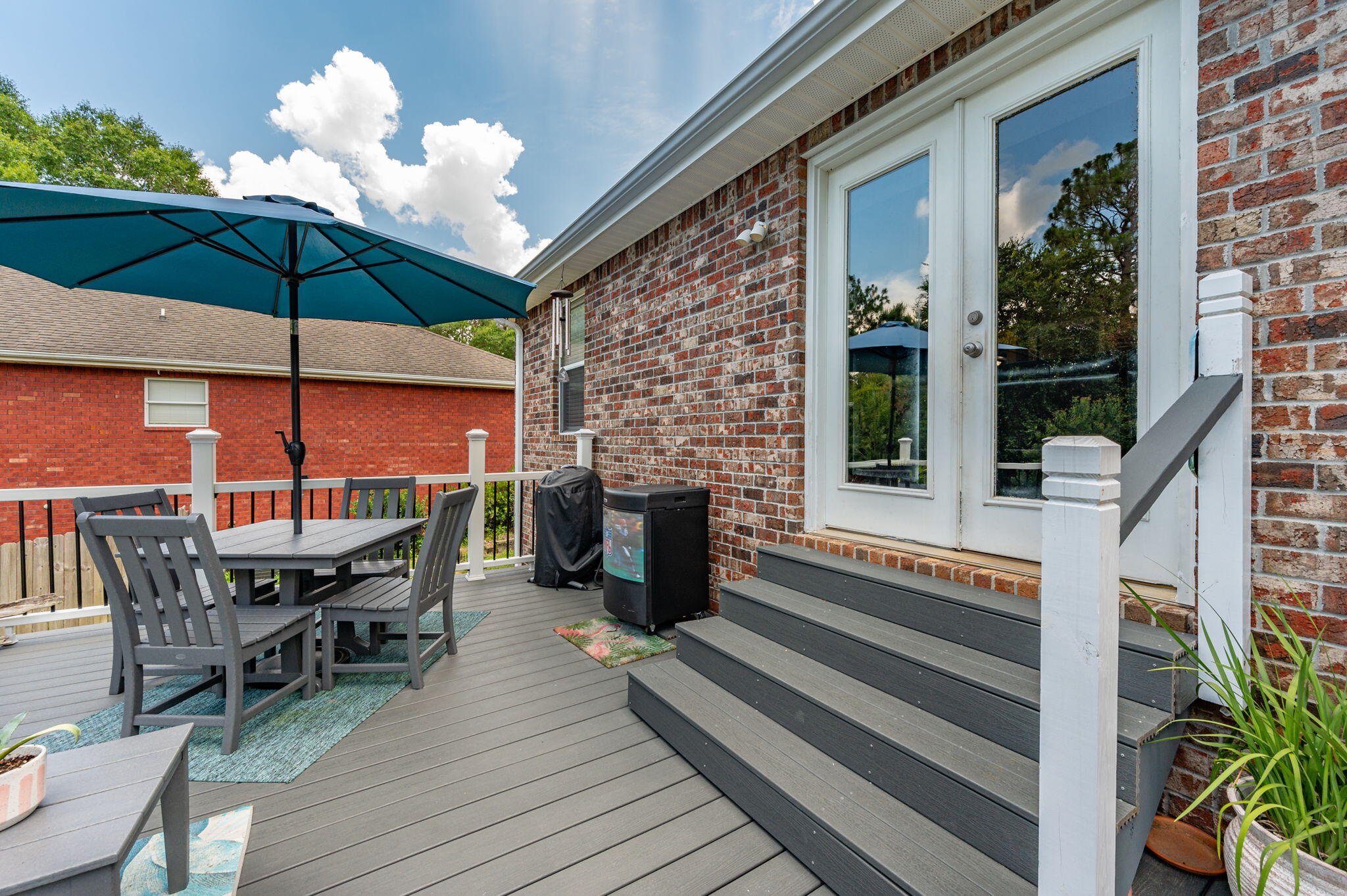 SPRING HOLLOW ESTATES - Residential