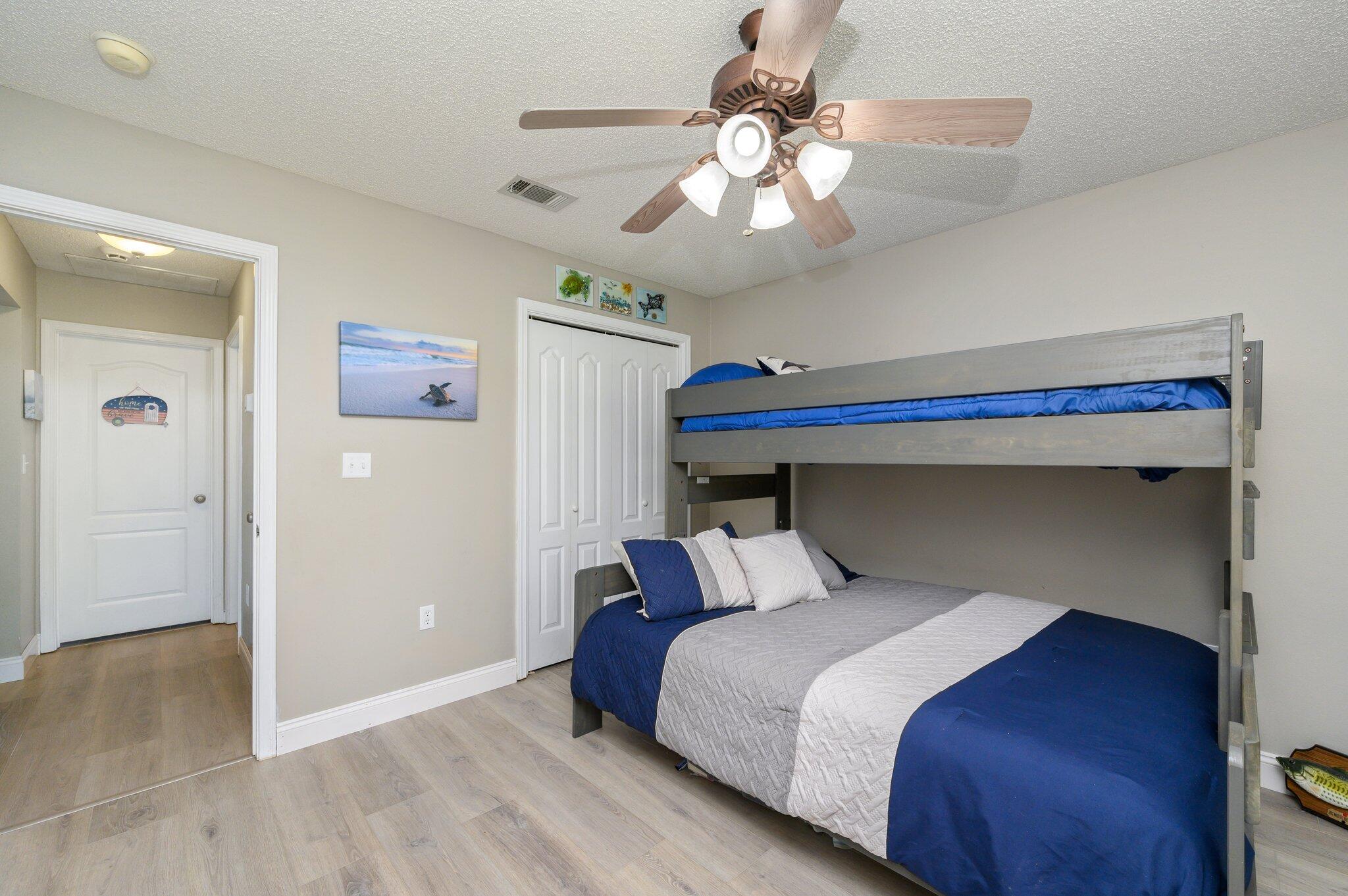 SPRING HOLLOW ESTATES - Residential