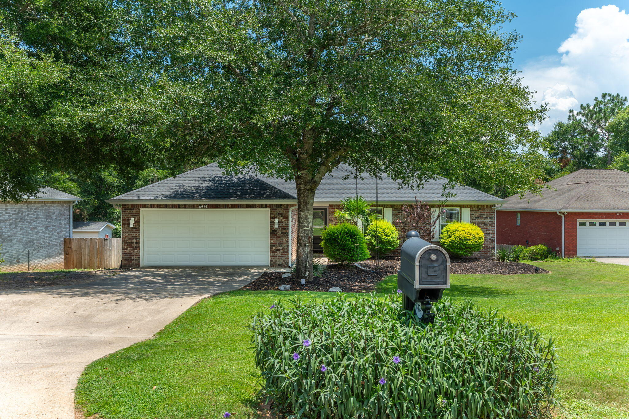 SPRING HOLLOW ESTATES - Residential