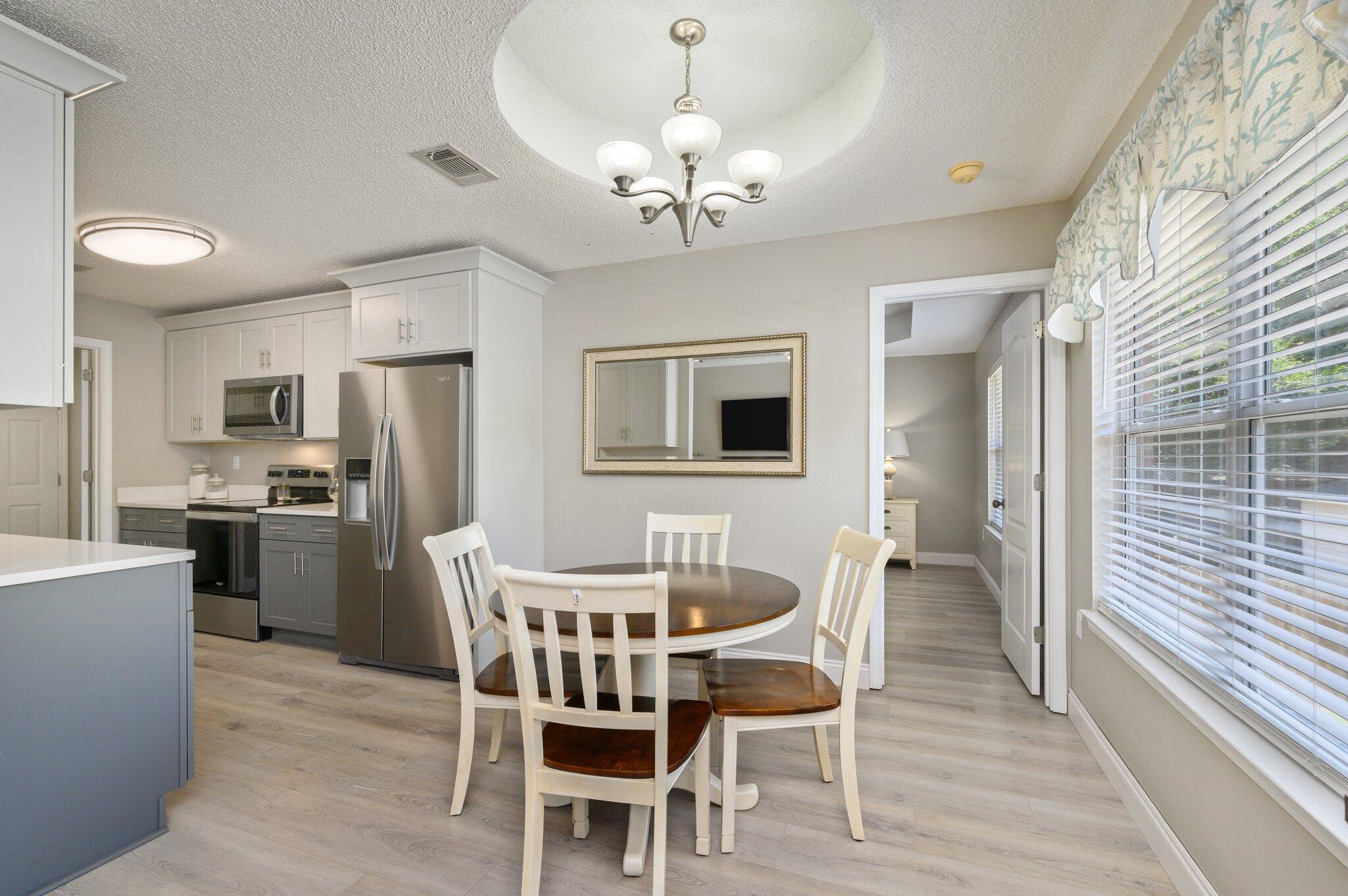 SPRING HOLLOW ESTATES - Residential