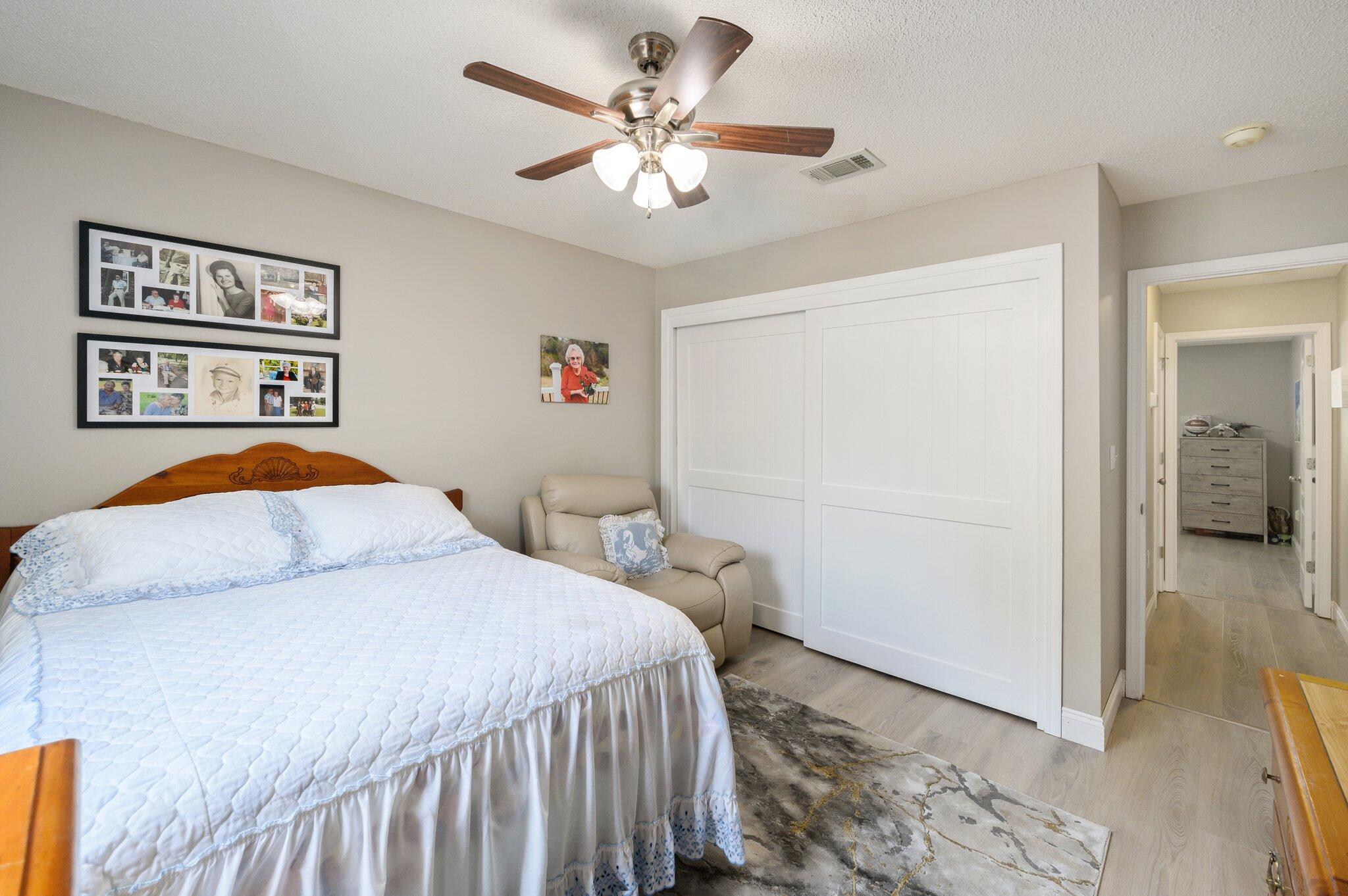 SPRING HOLLOW ESTATES - Residential