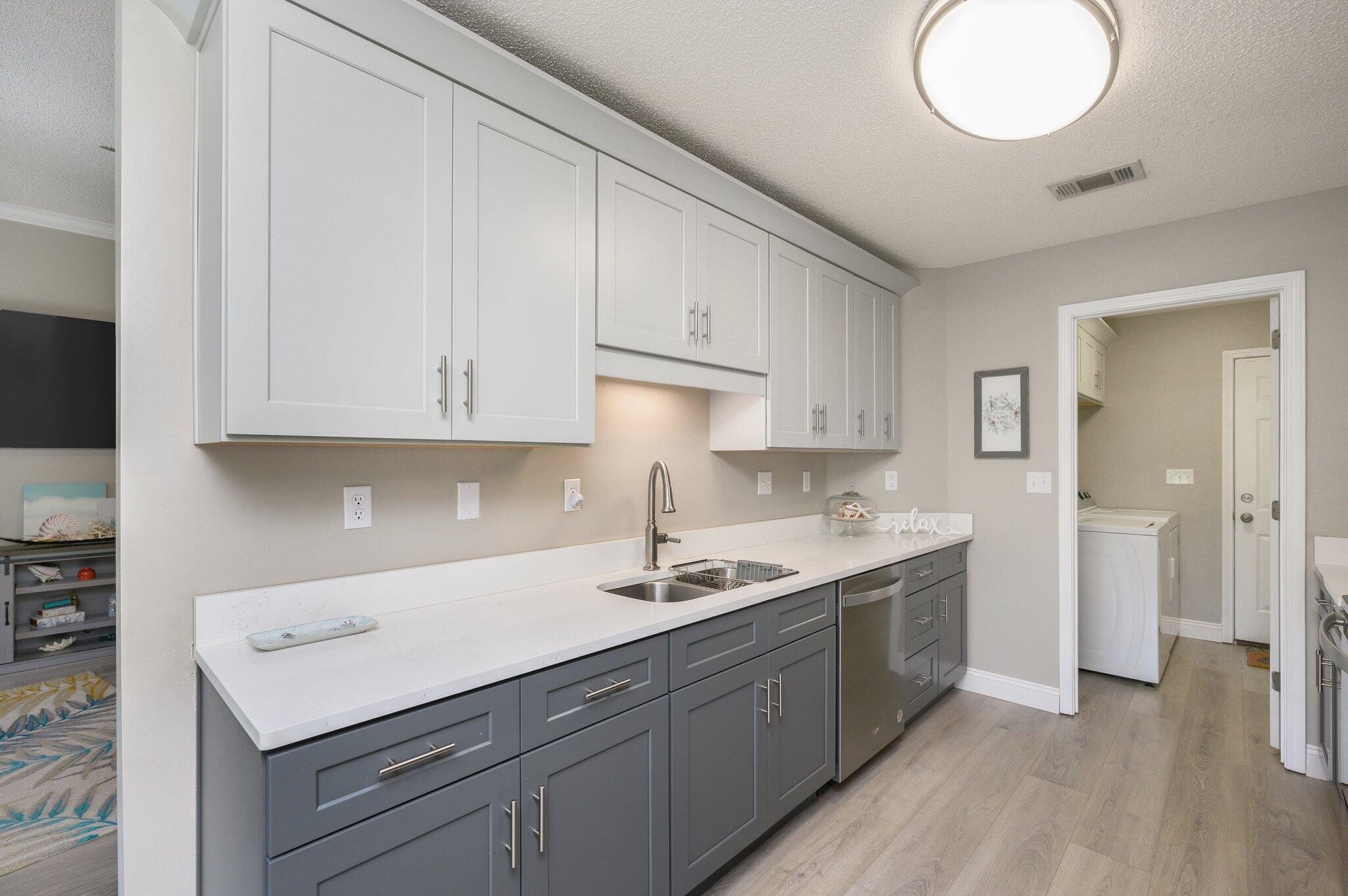 SPRING HOLLOW ESTATES - Residential