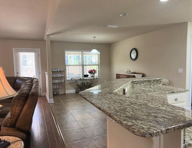 ZACHARY ESTATES - Residential