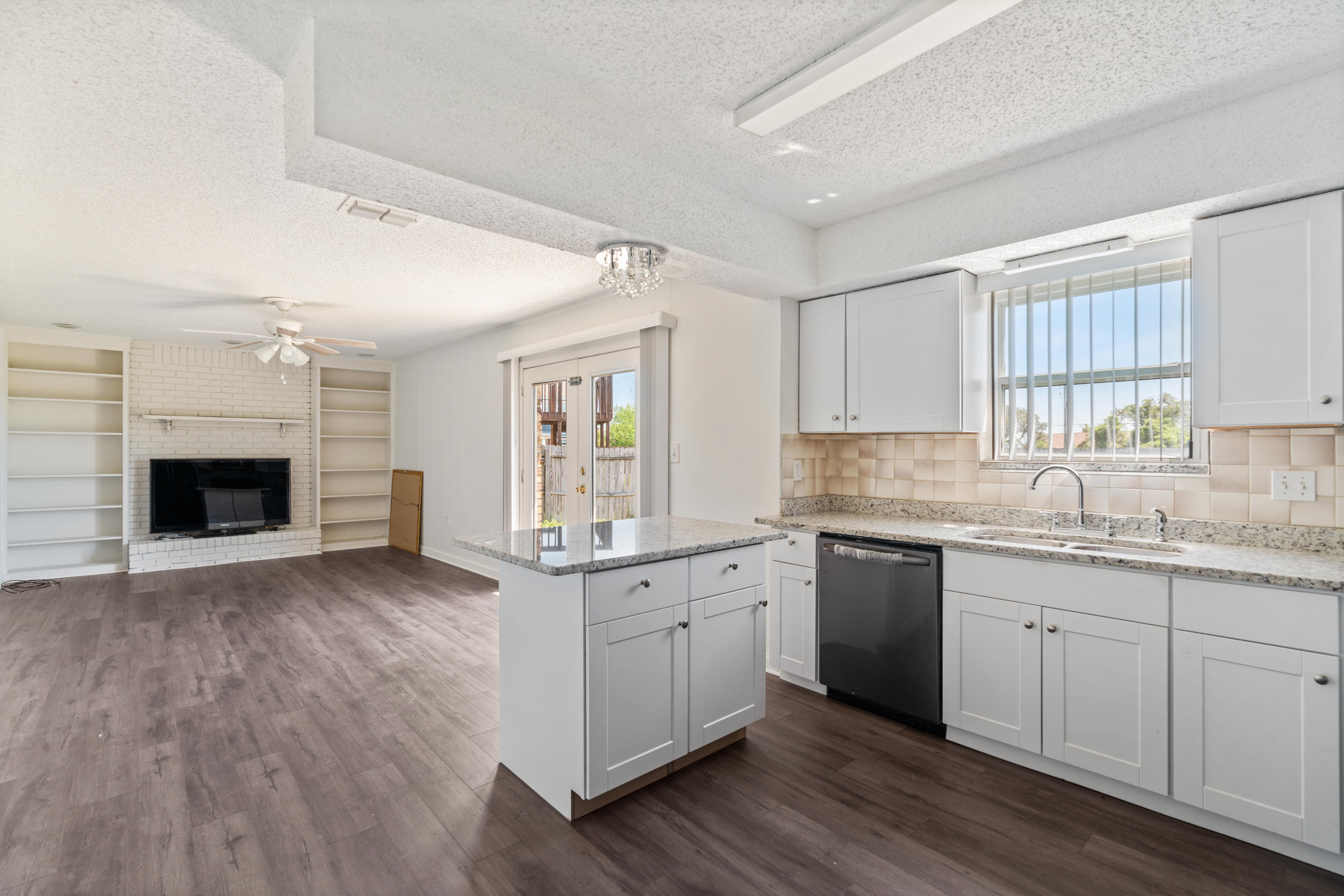 CHATEAU PRES DE LA MER - Residential