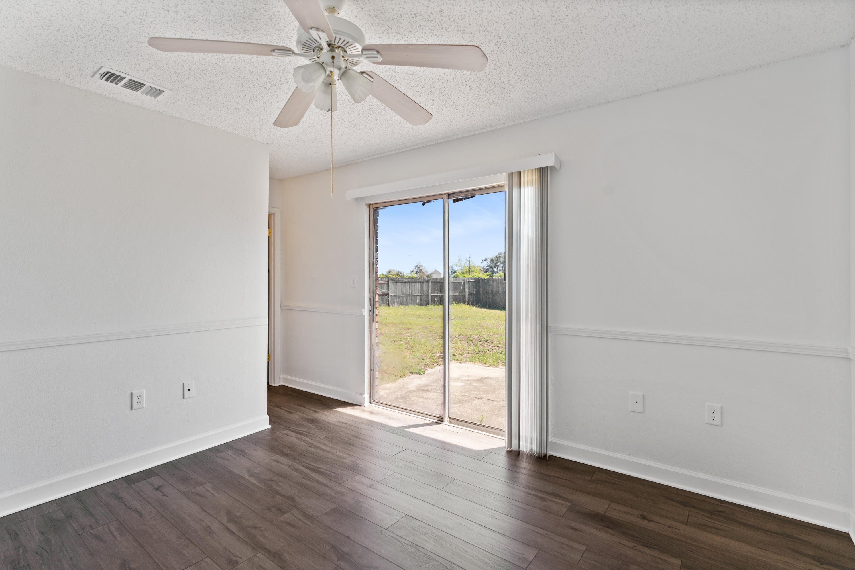 CHATEAU PRES DE LA MER - Residential