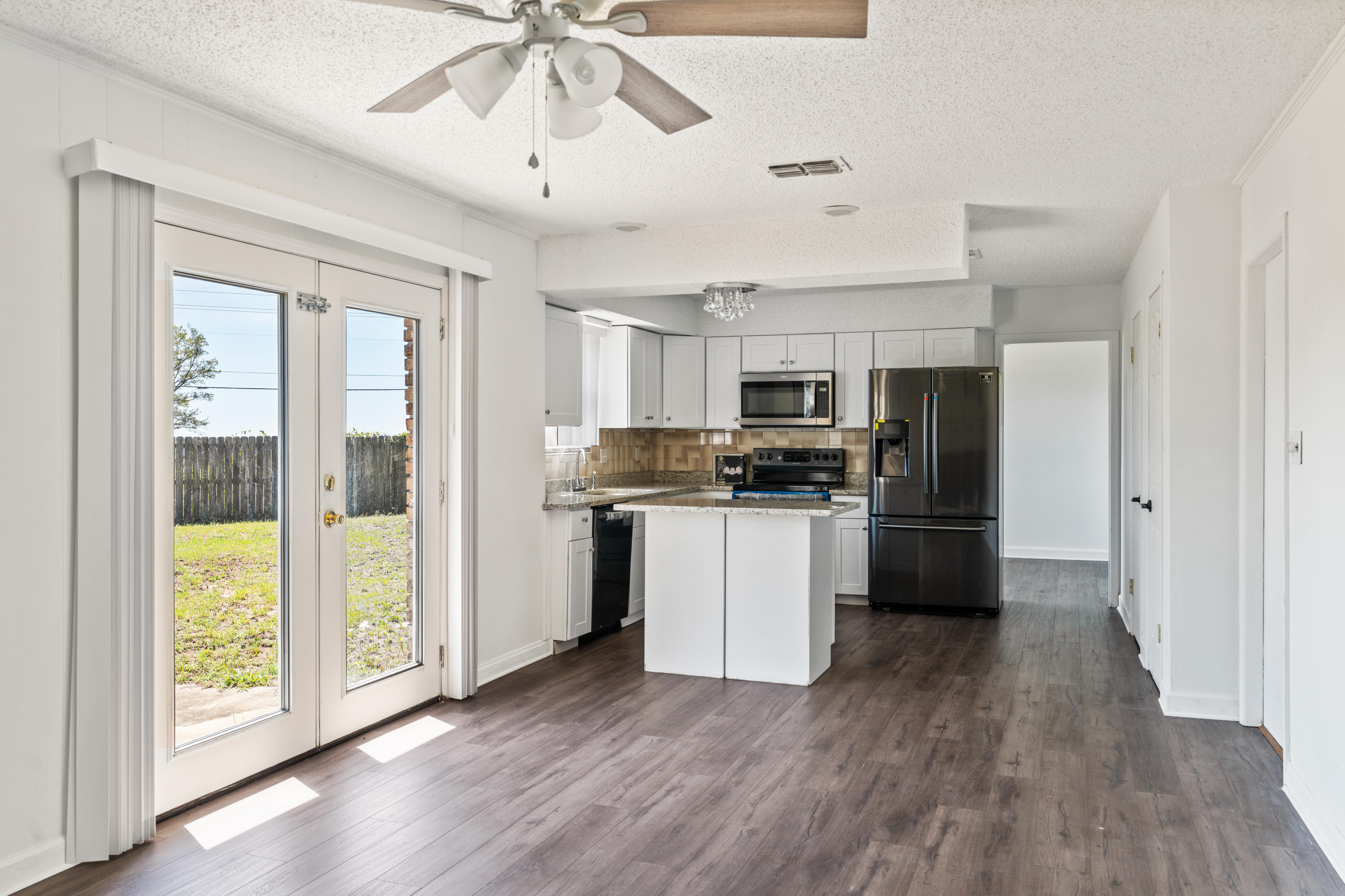 CHATEAU PRES DE LA MER - Residential