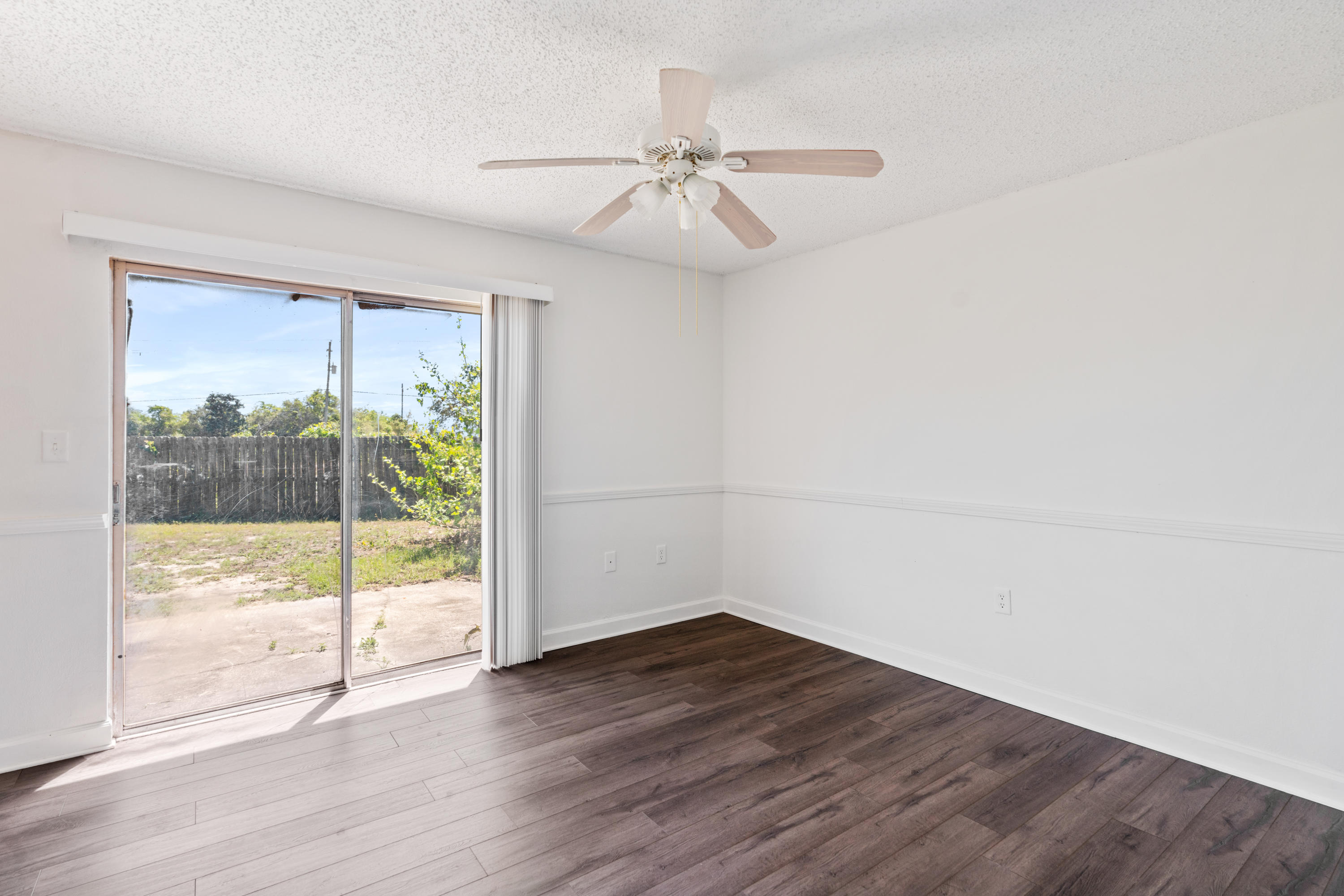 CHATEAU PRES DE LA MER - Residential