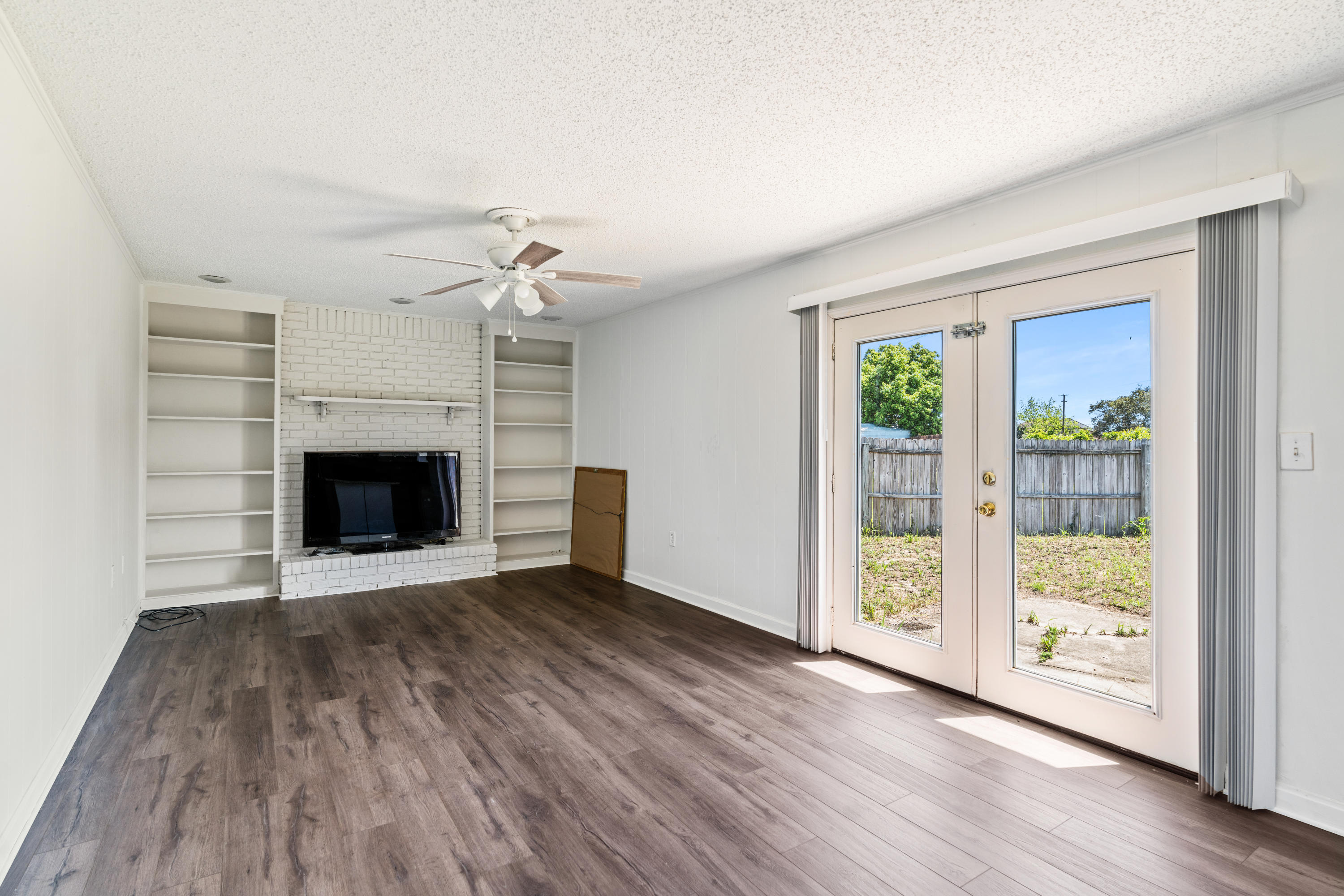 CHATEAU PRES DE LA MER - Residential