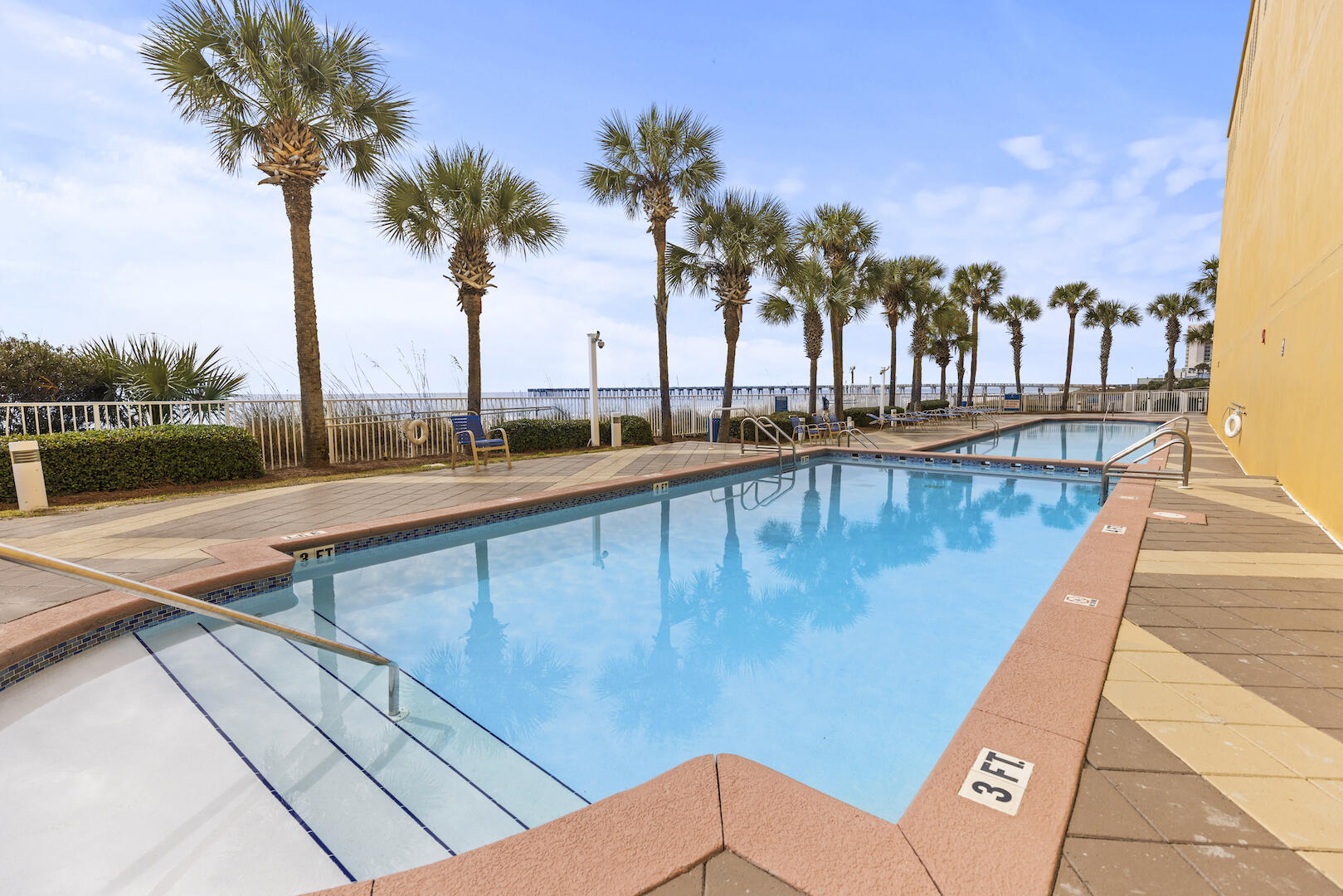 STERLING REEF - Residential