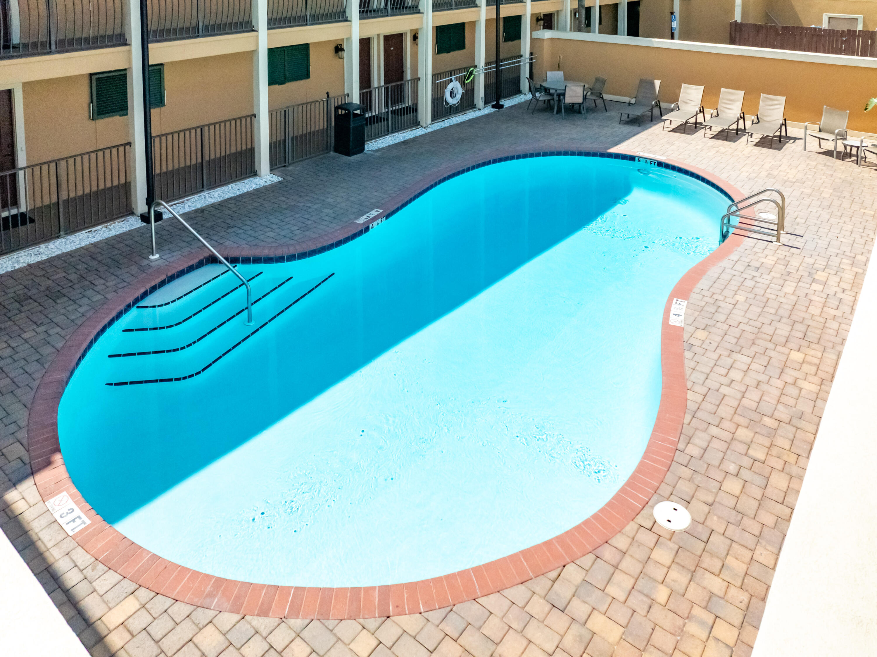 CORAL REEF CLUB PH 1 - Residential
