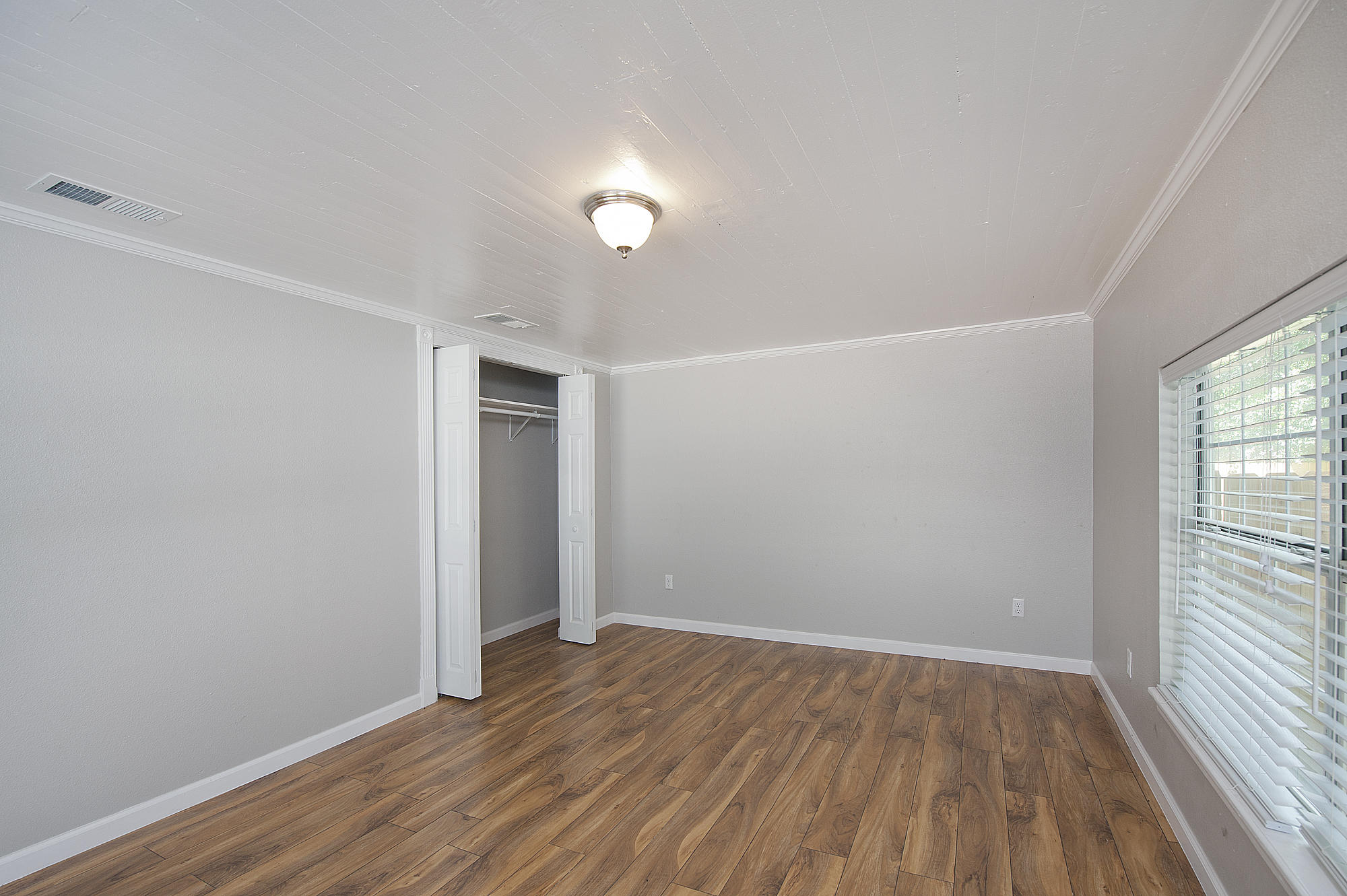 EDNEYS ADDN - Residential