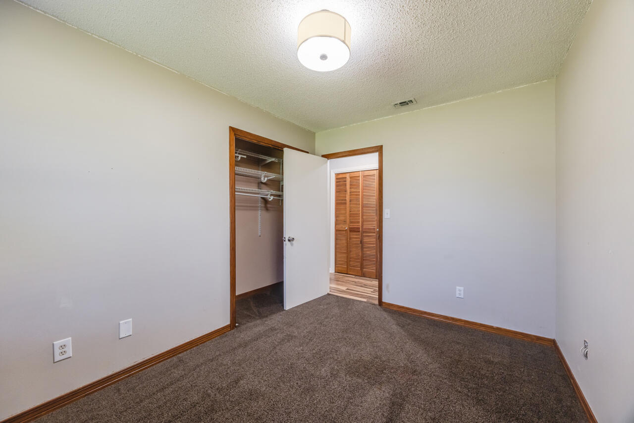 BAKER HEIGHTS - Residential