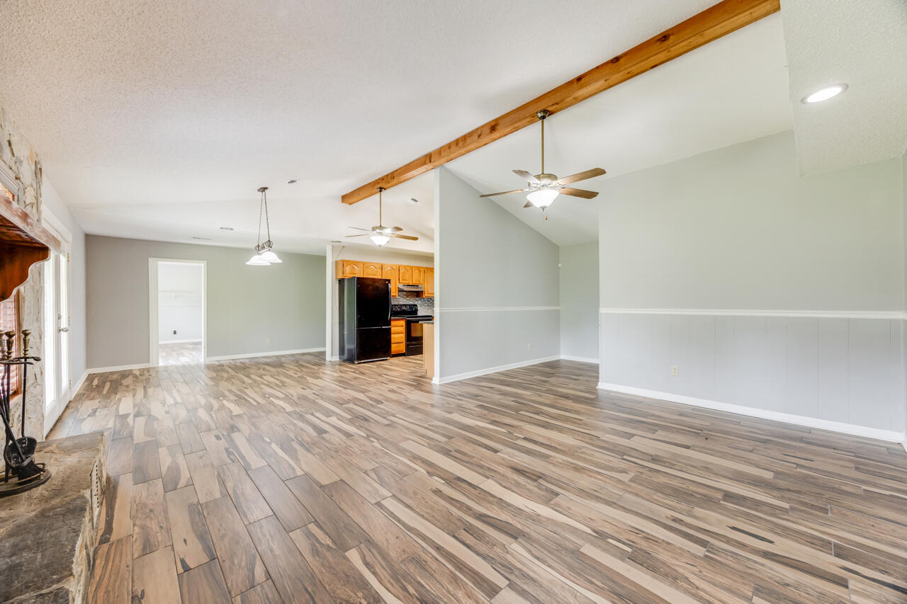 BAKER HEIGHTS - Residential