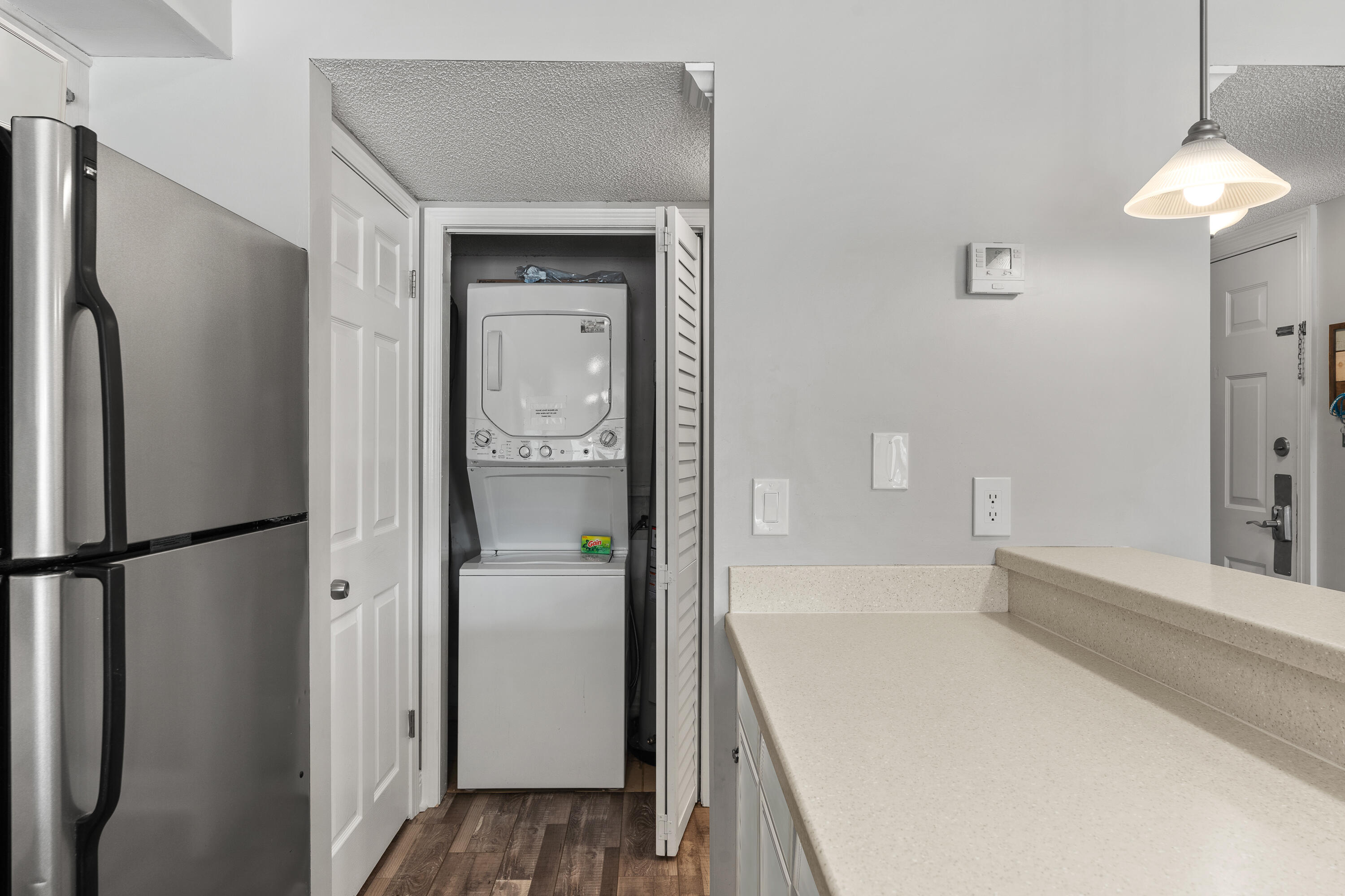 HARBOUR POINT CONDO - Residential