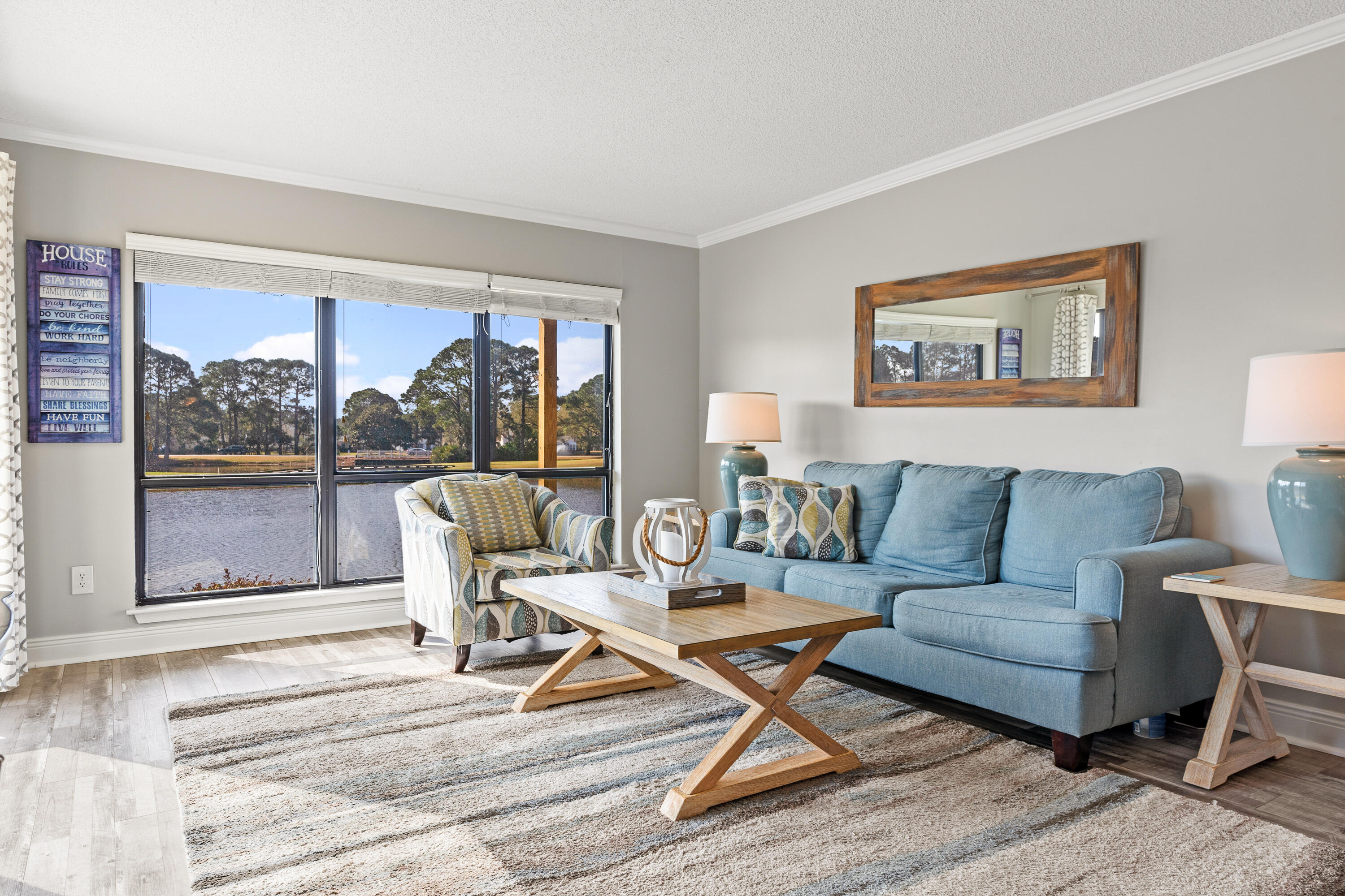 HARBOUR POINT CONDO - Residential