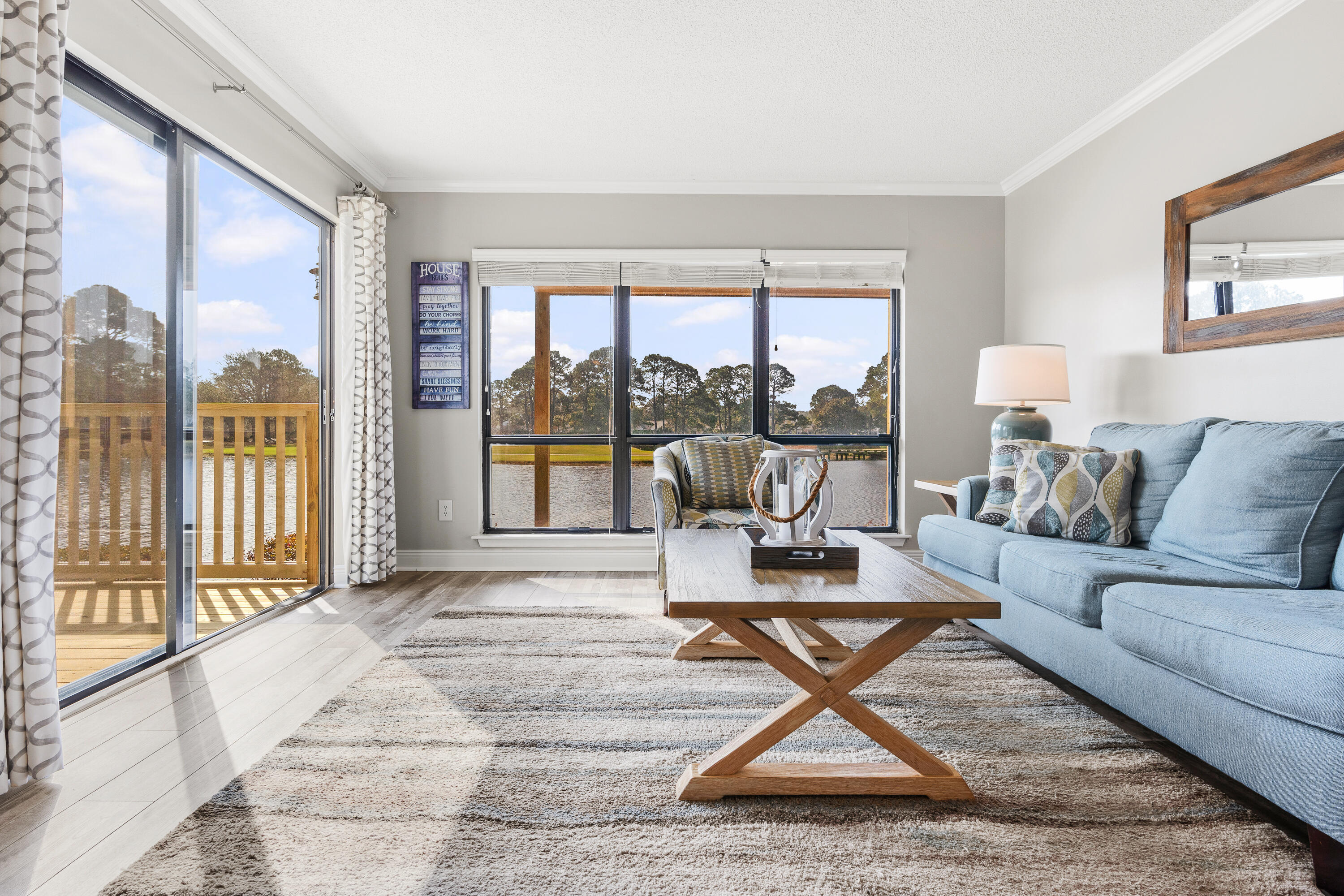 HARBOUR POINT CONDO - Residential