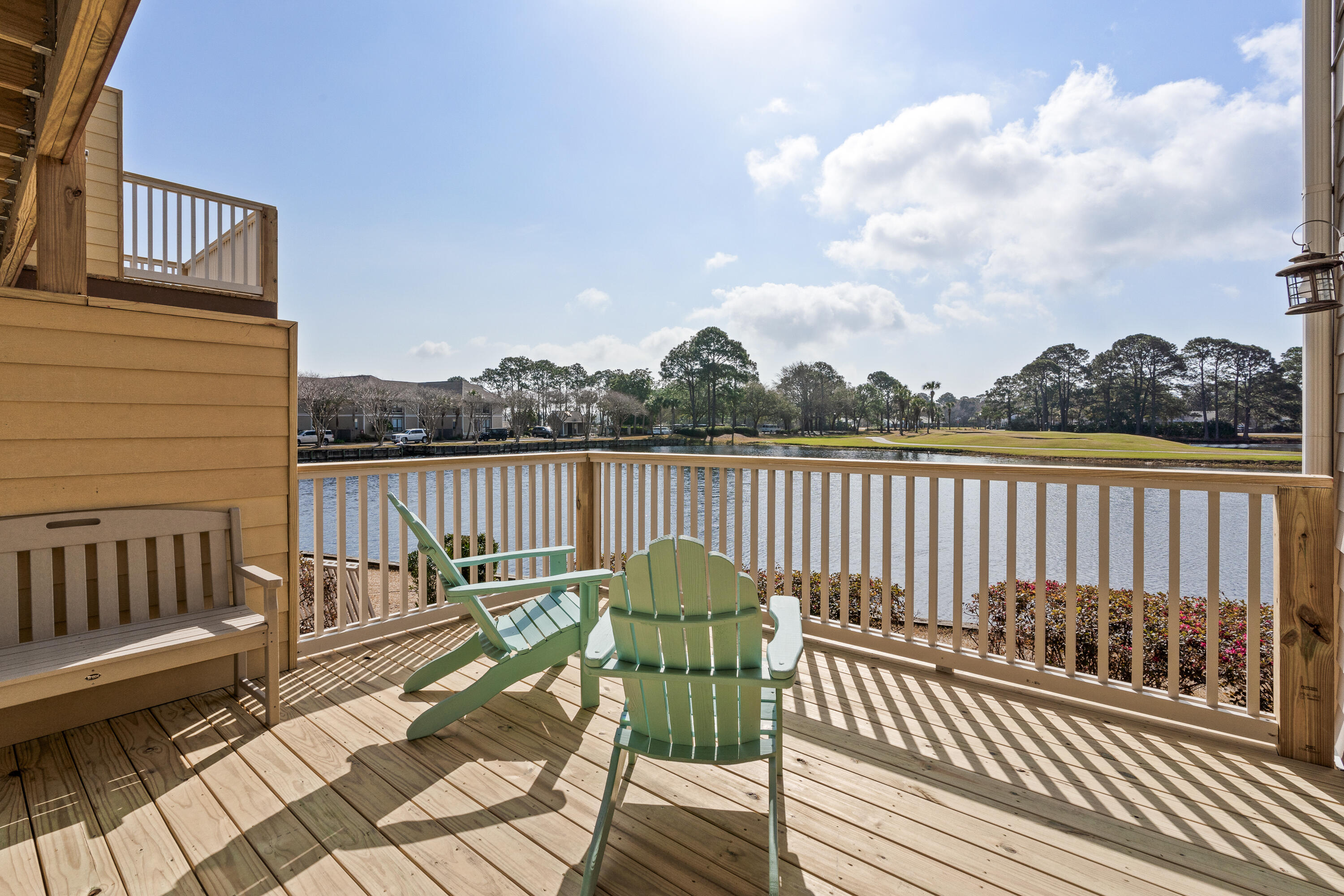 HARBOUR POINT CONDO - Residential