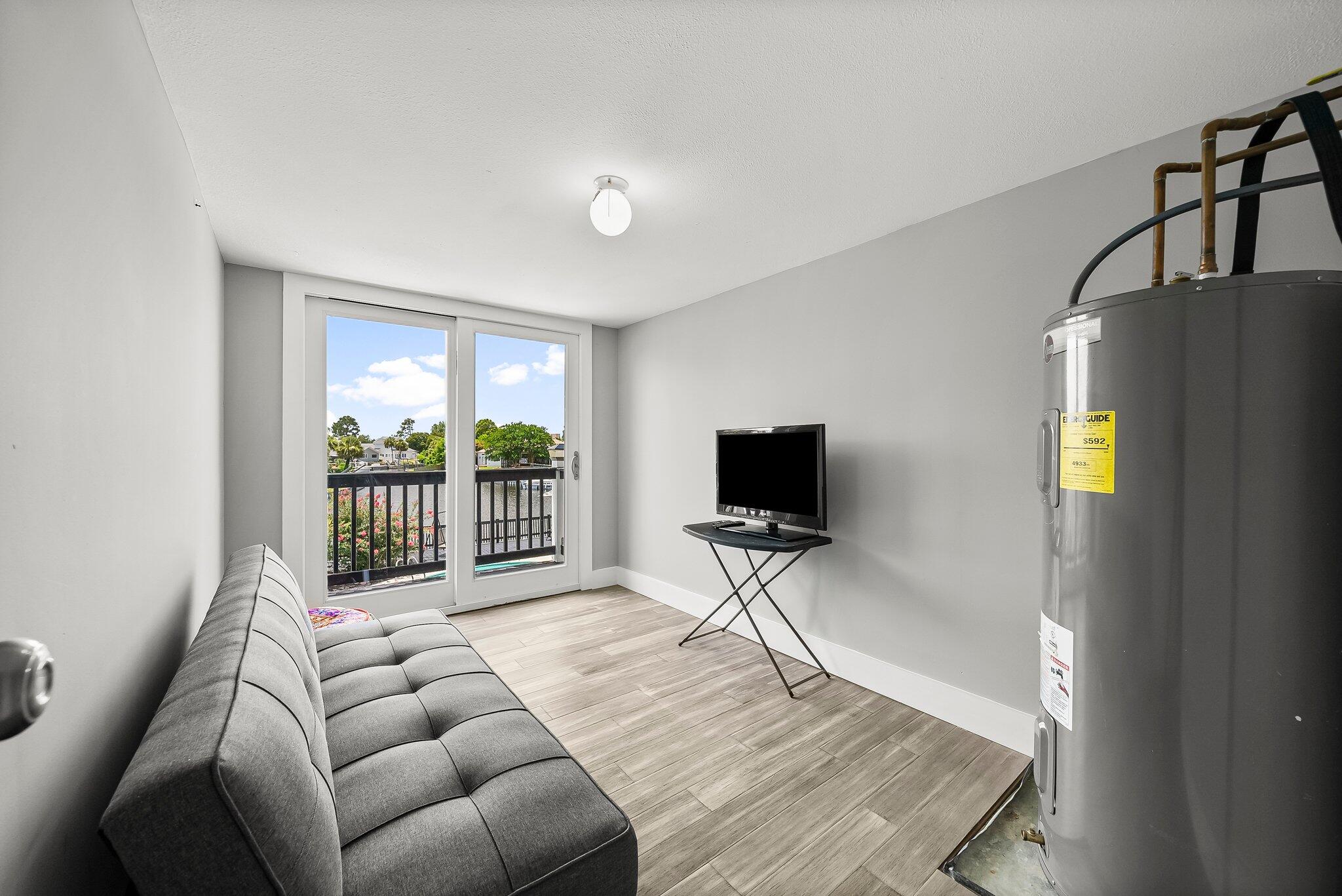 BAY POINT UNIT 1 - Residential