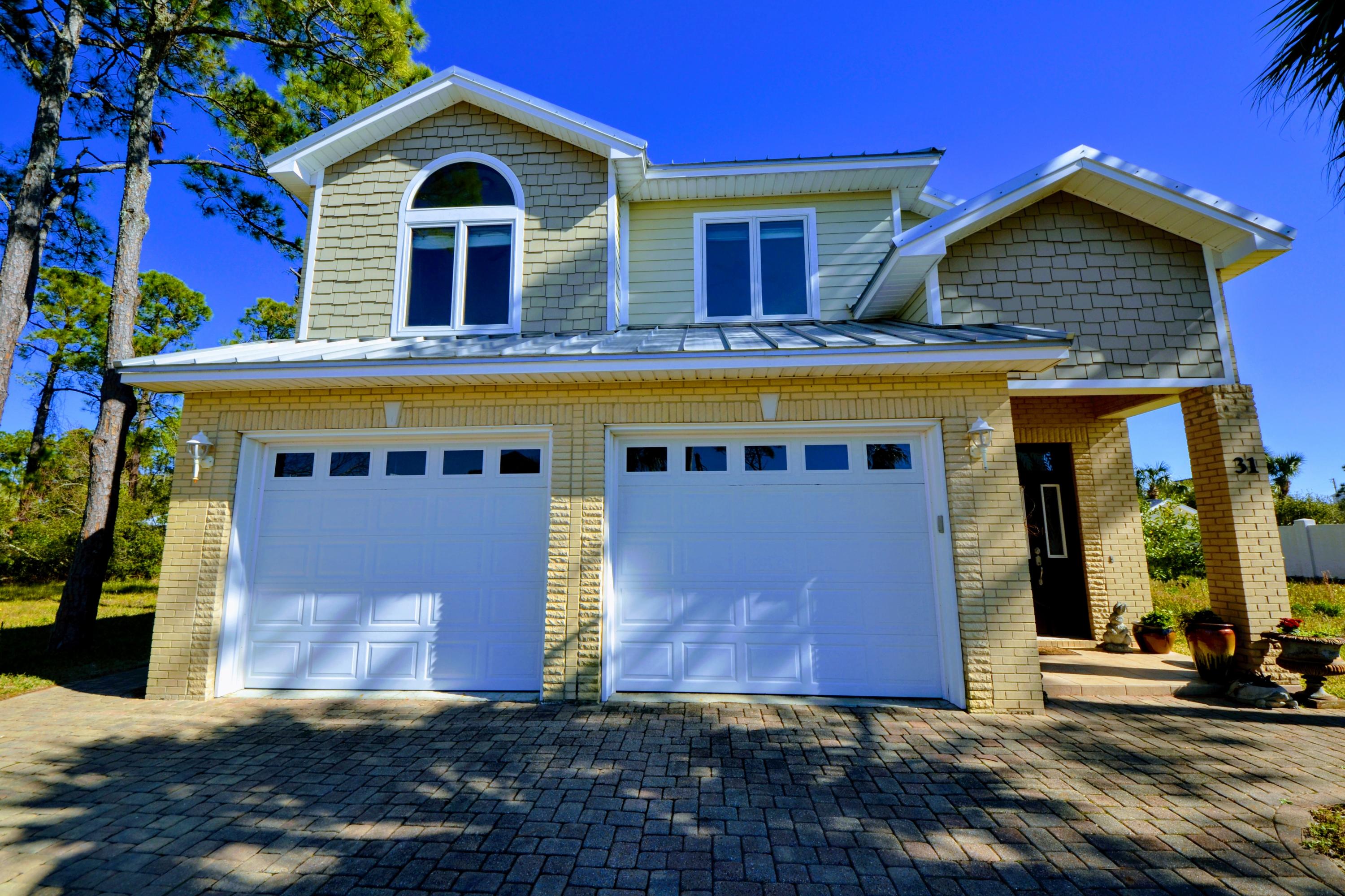 JAMAICAN LAKE CONDOS - Residential