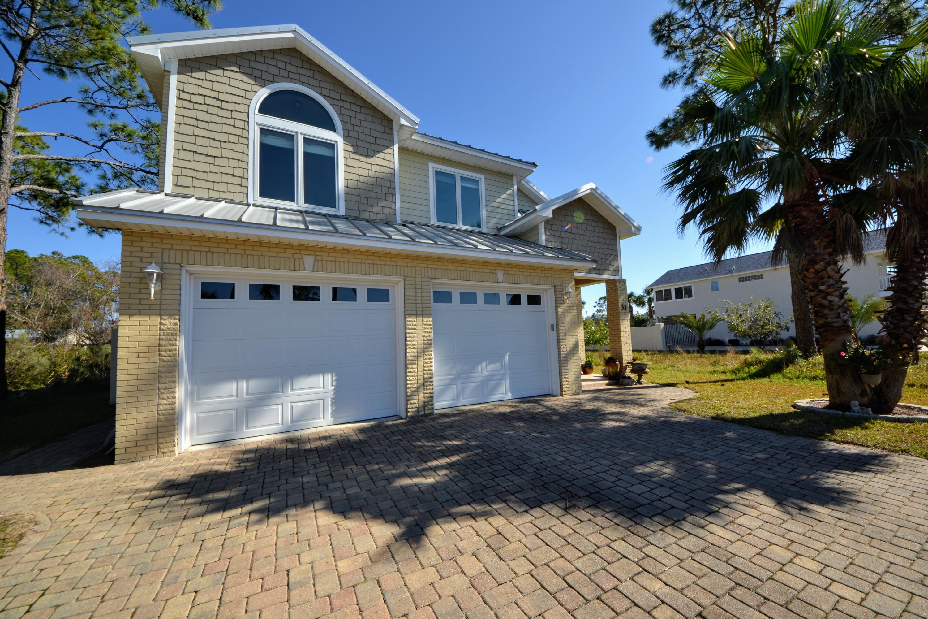 JAMAICAN LAKE CONDOS - Residential