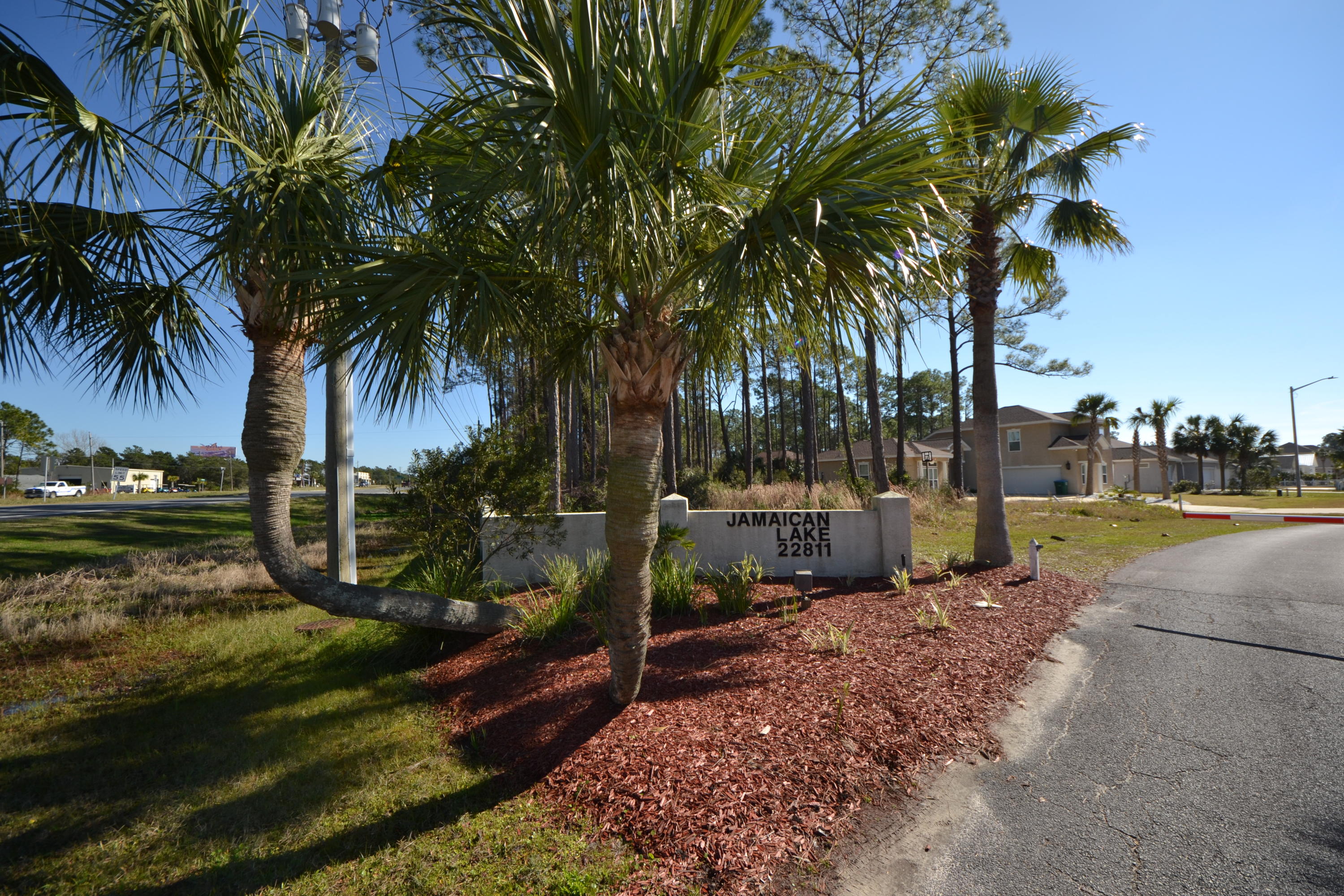 JAMAICAN LAKE CONDOS - Residential