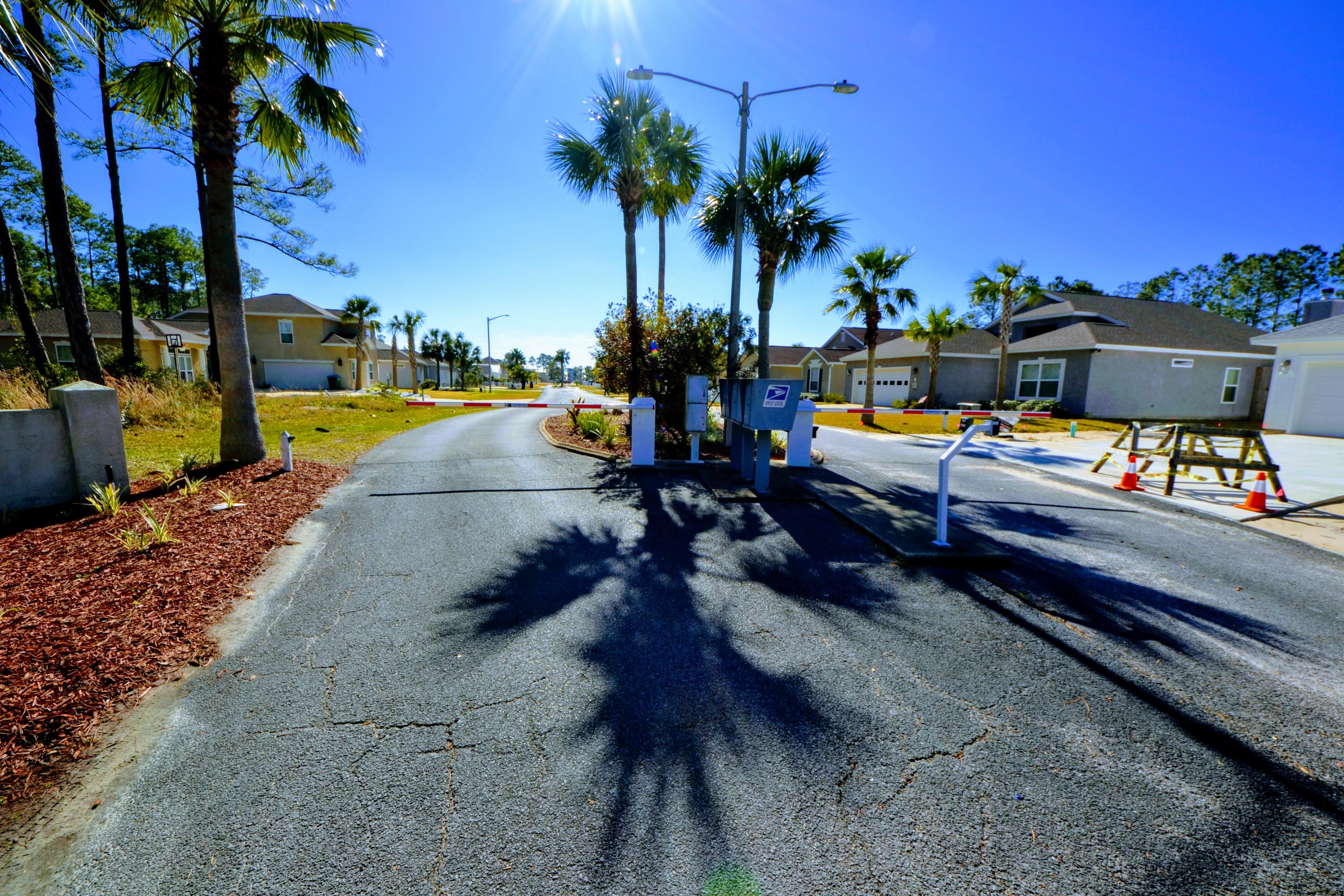 JAMAICAN LAKE CONDOS - Residential