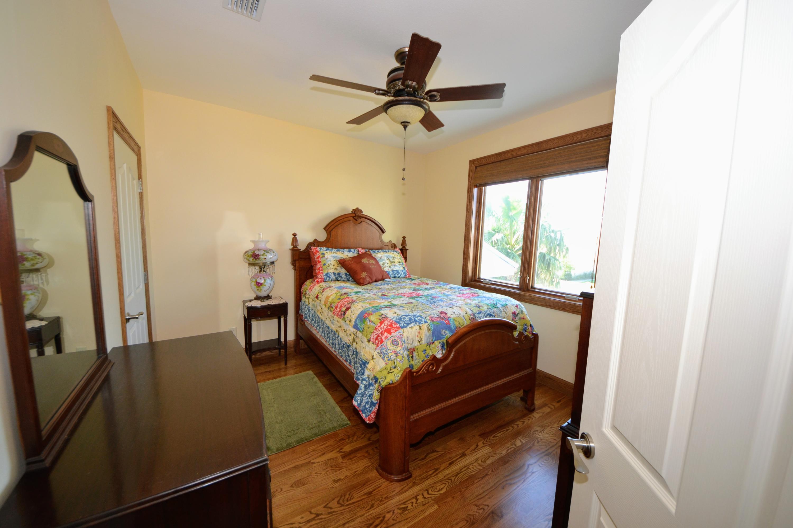 JAMAICAN LAKE CONDOS - Residential