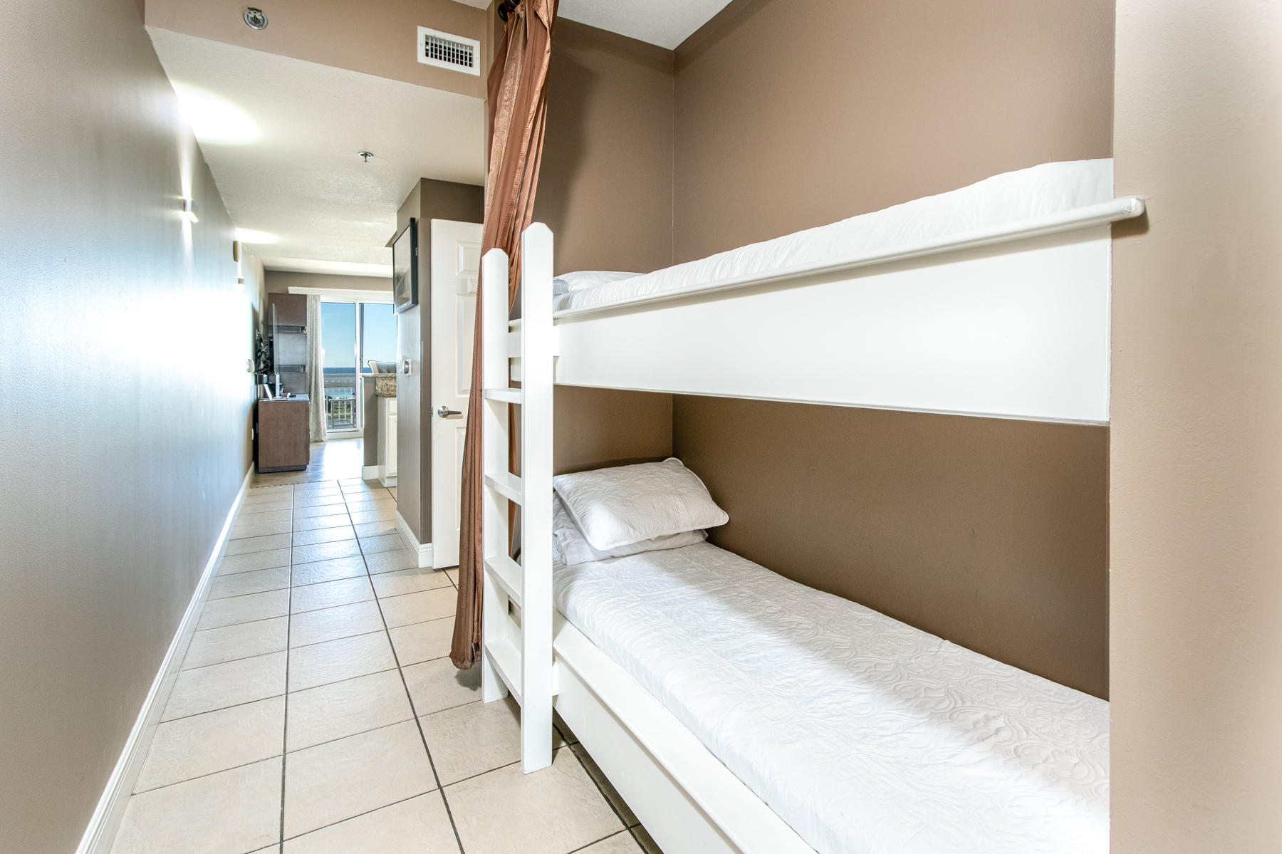 ARIEL DUNES II - Residential