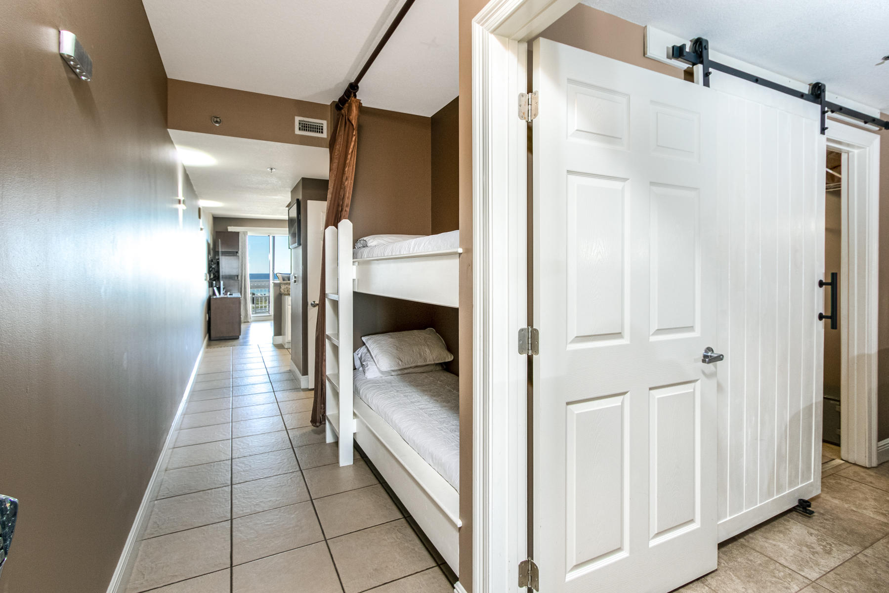 ARIEL DUNES II - Residential