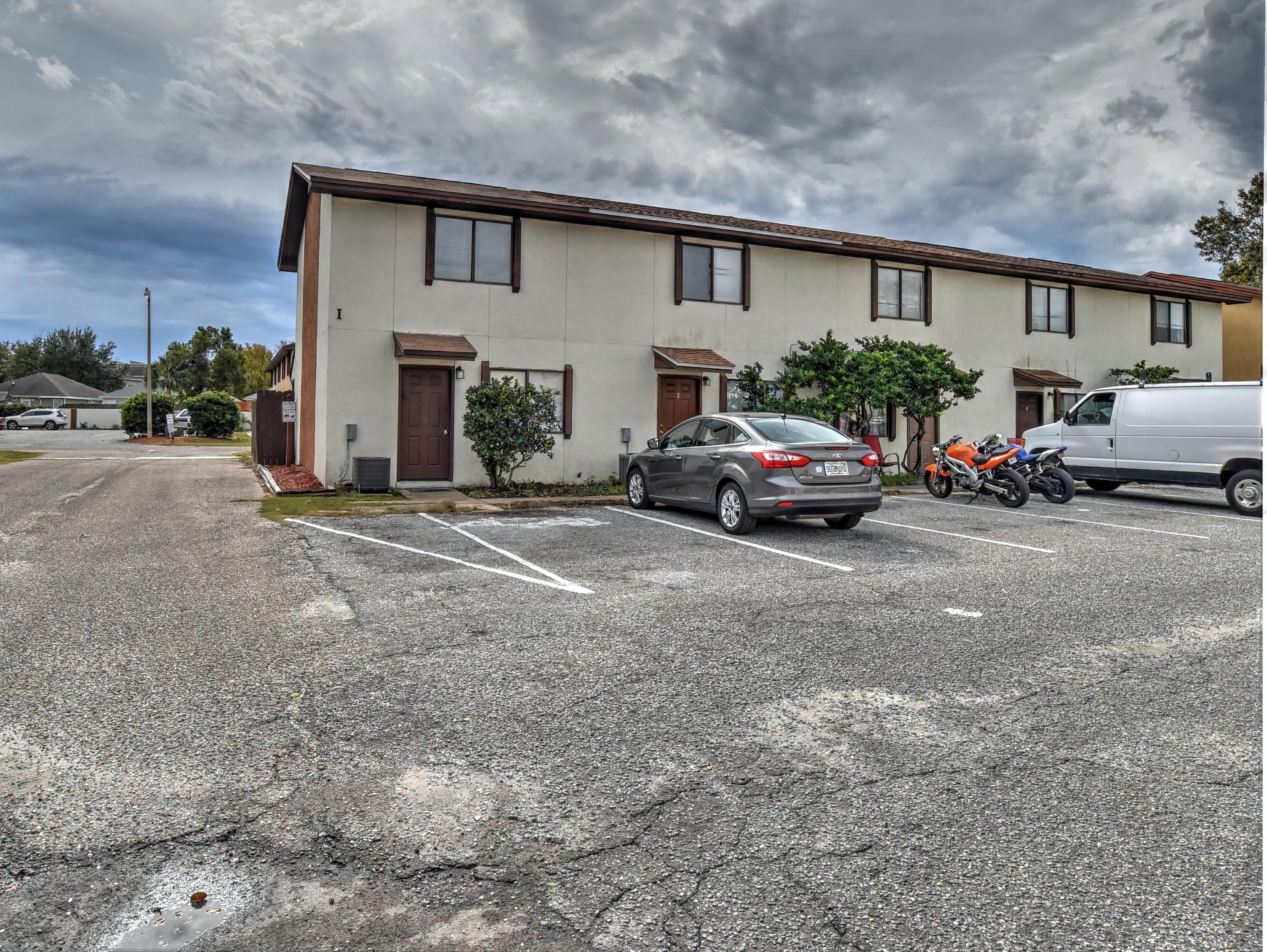 INDIAN HILLS - Residential