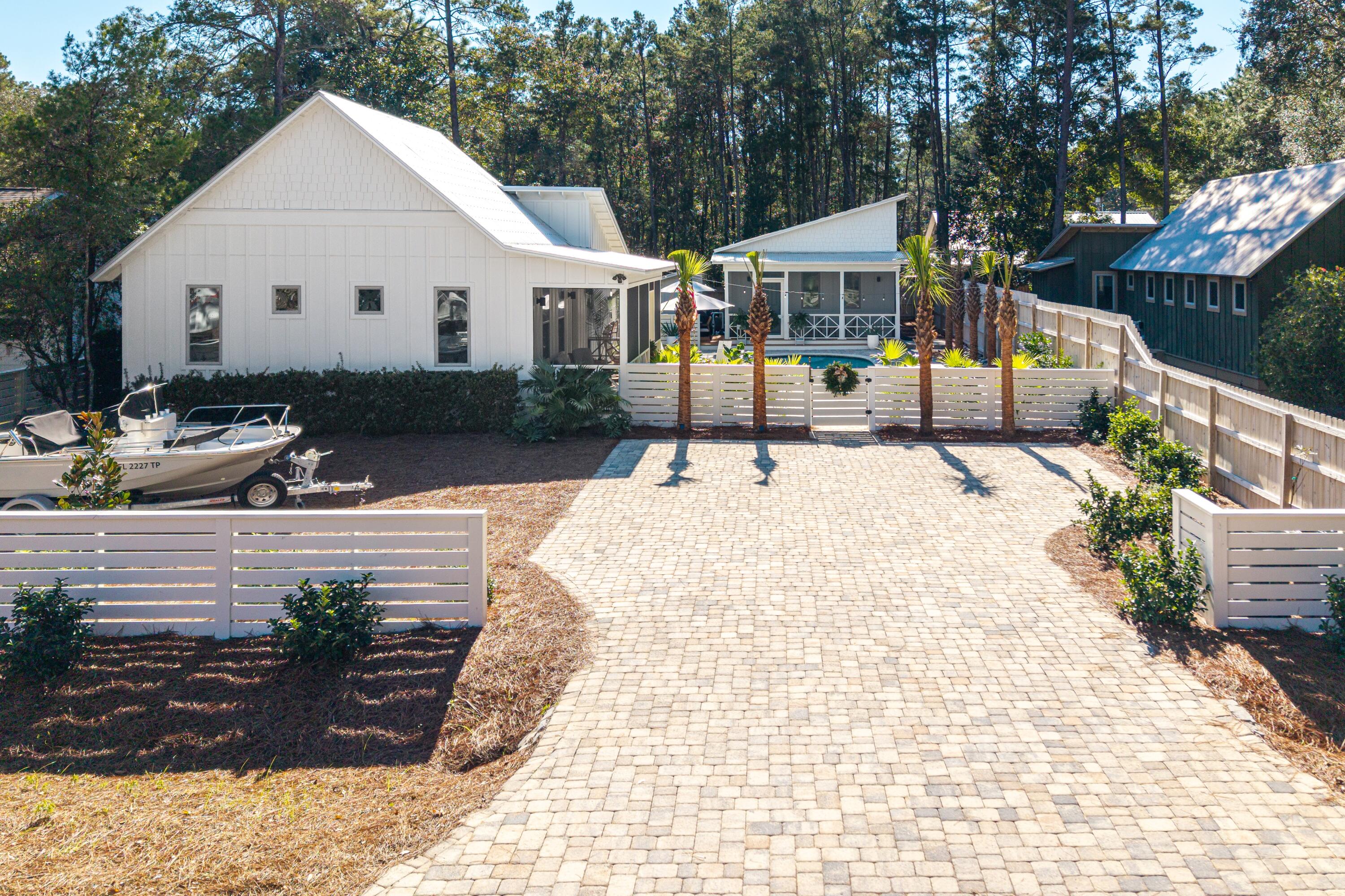 DAUGHETTES AMENDED - Residential