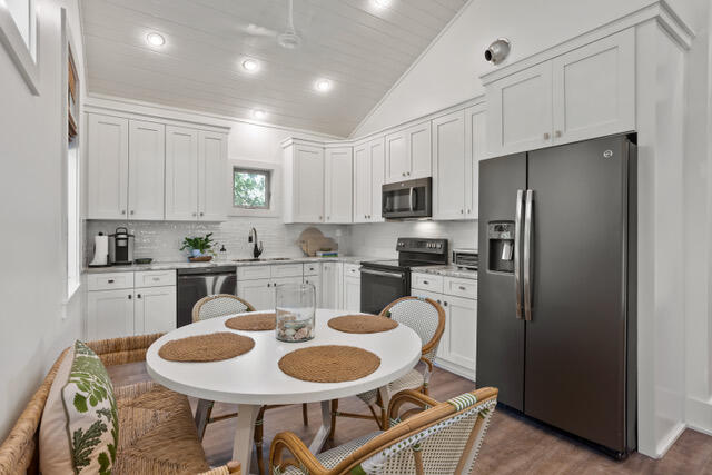 DAUGHETTES AMENDED - Residential