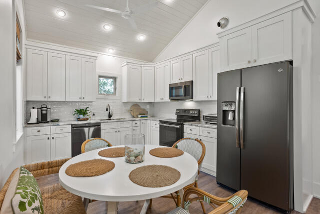 DAUGHETTES AMENDED - Residential