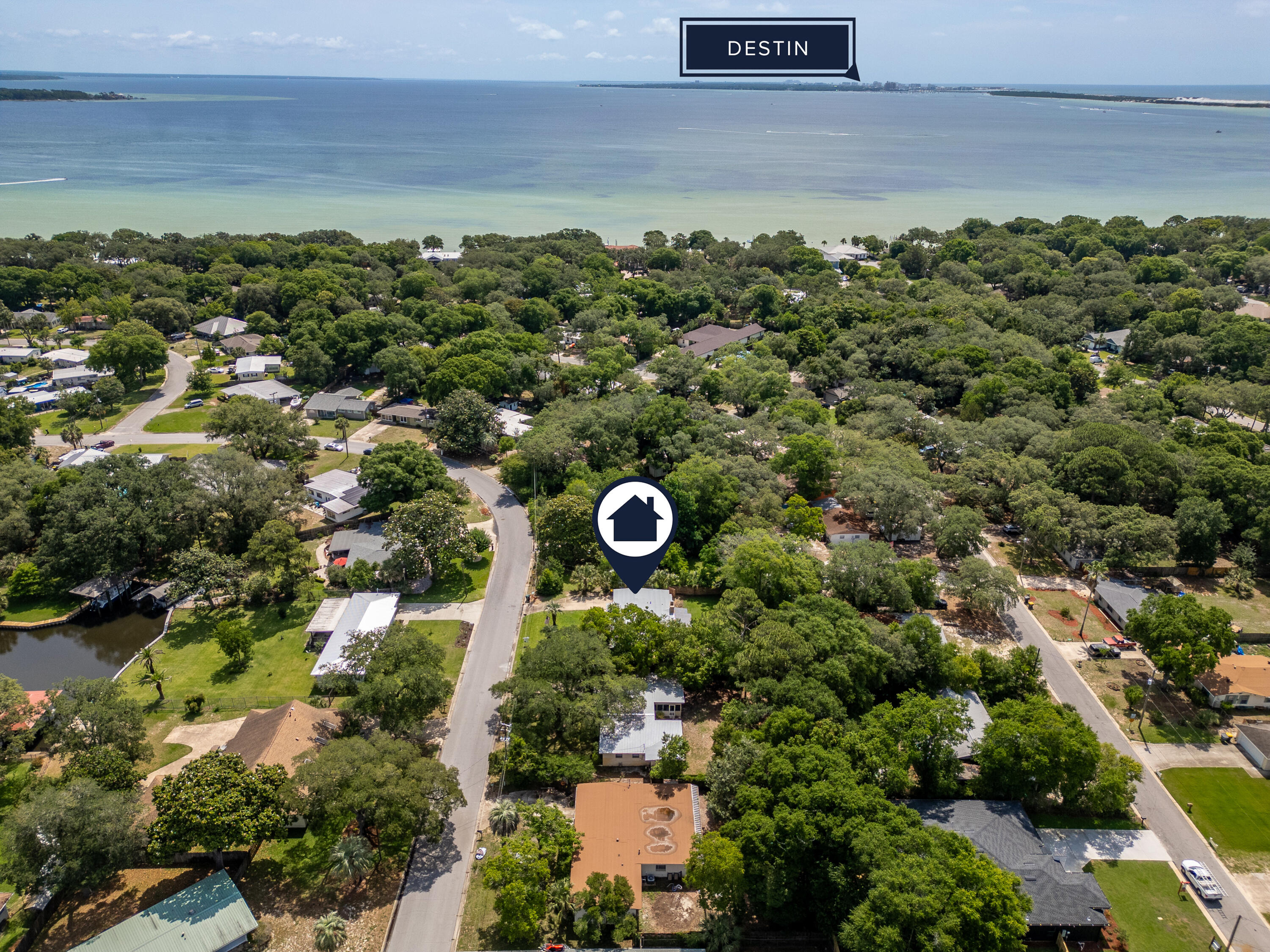 ELLIOTTS POINT 7TH ADDN - Residential