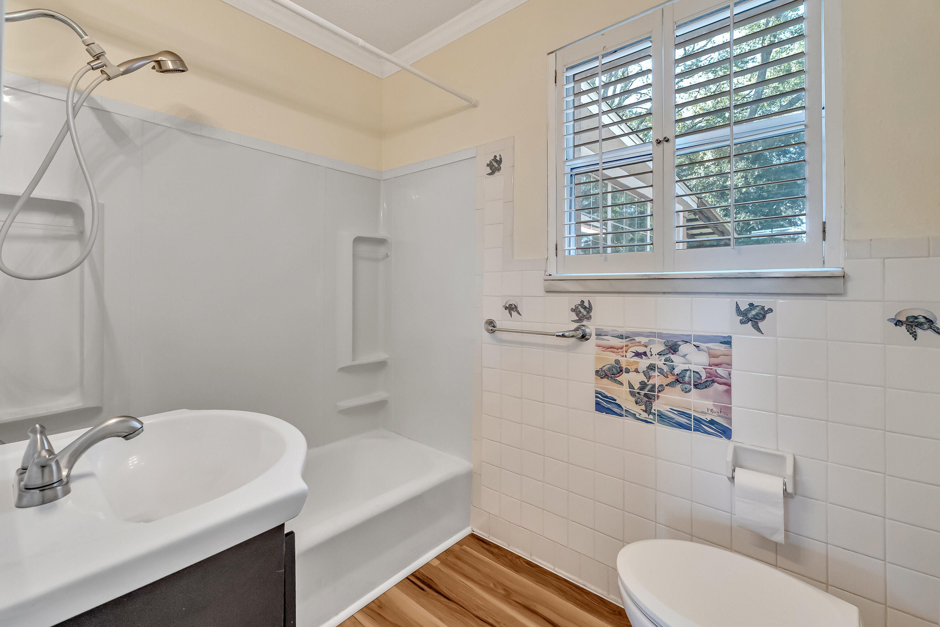 ELLIOTTS POINT 7TH ADDN - Residential