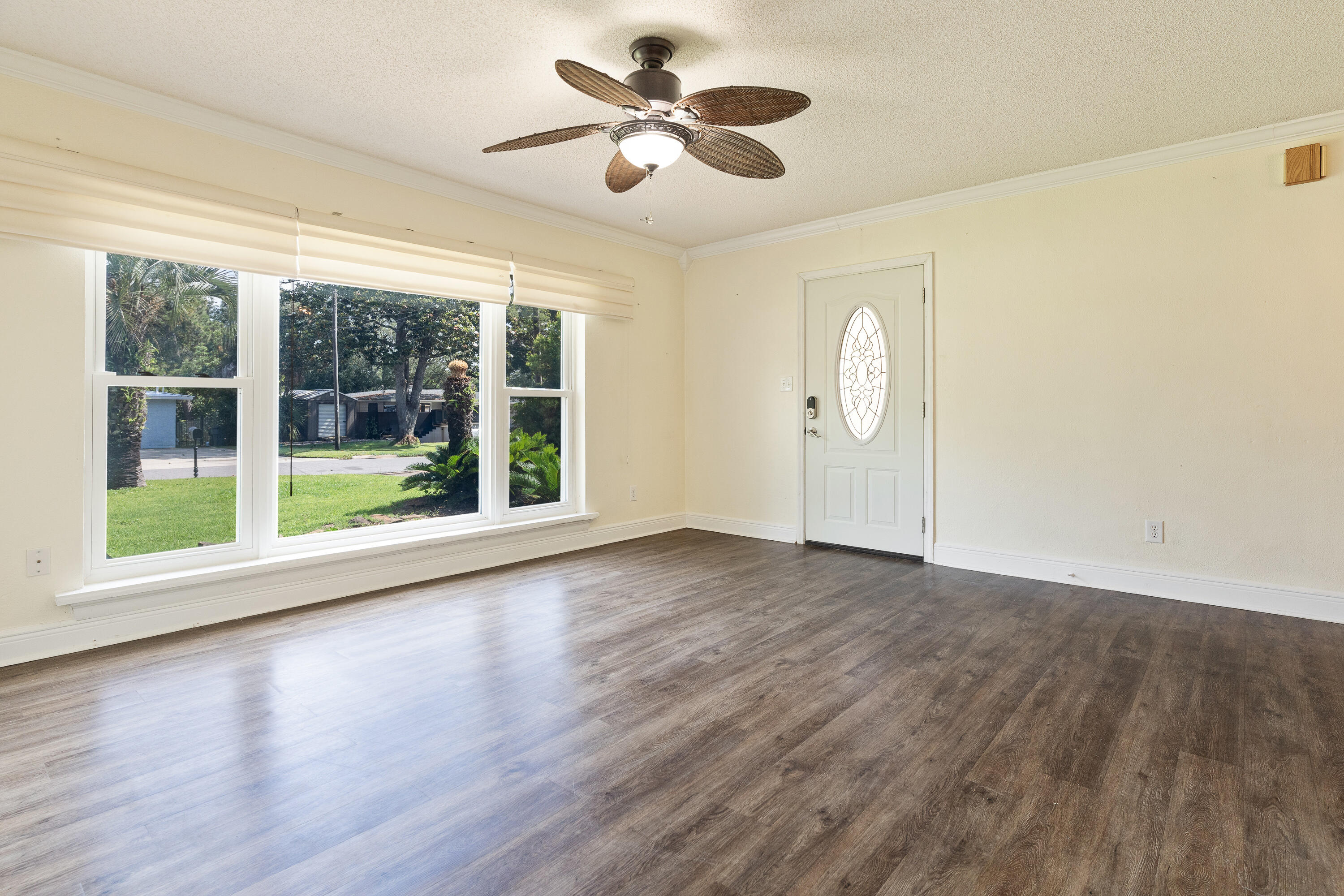 ELLIOTTS POINT 7TH ADDN - Residential