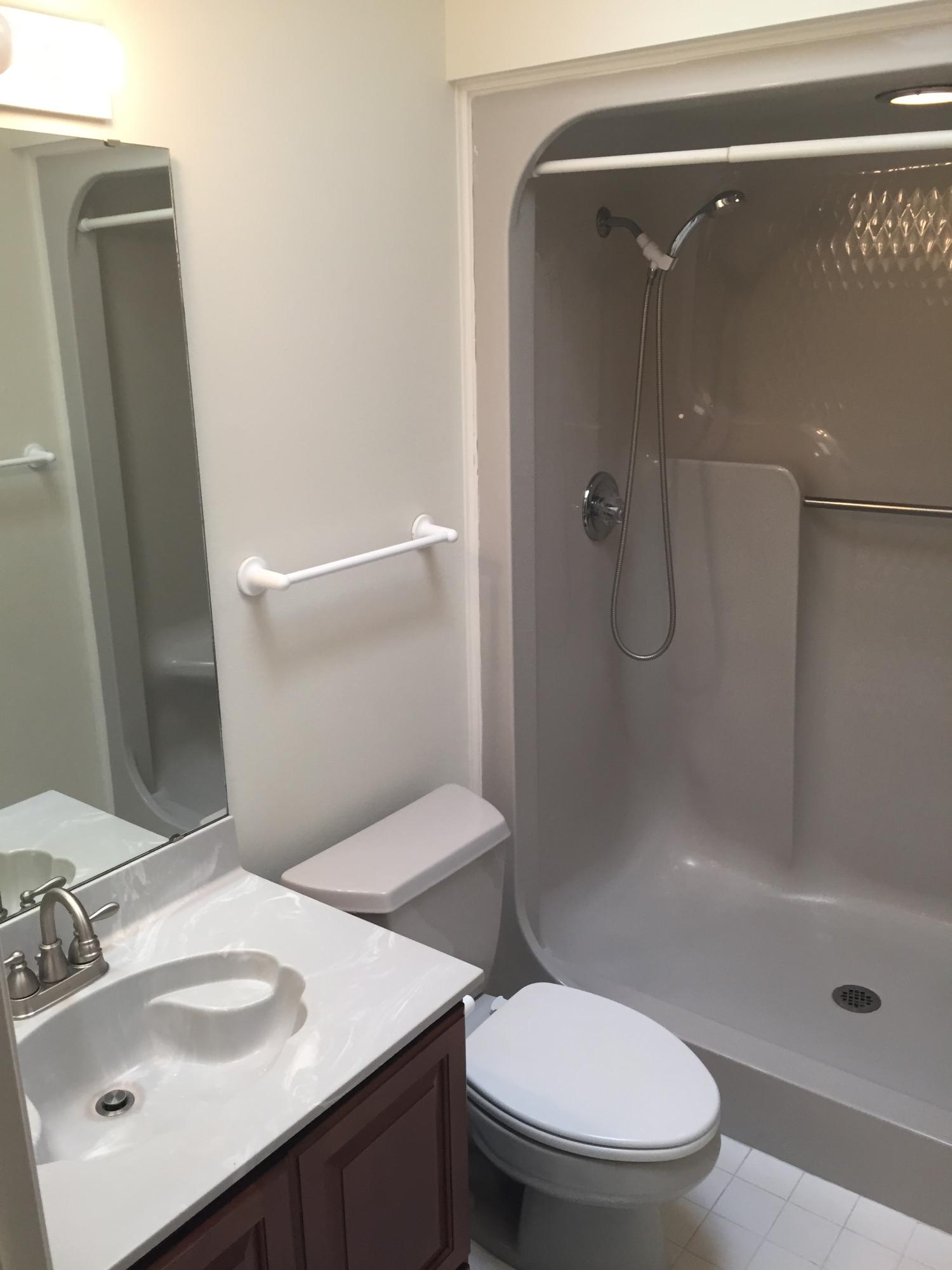 HIDDEN COVE PH 2 - Residential Lease