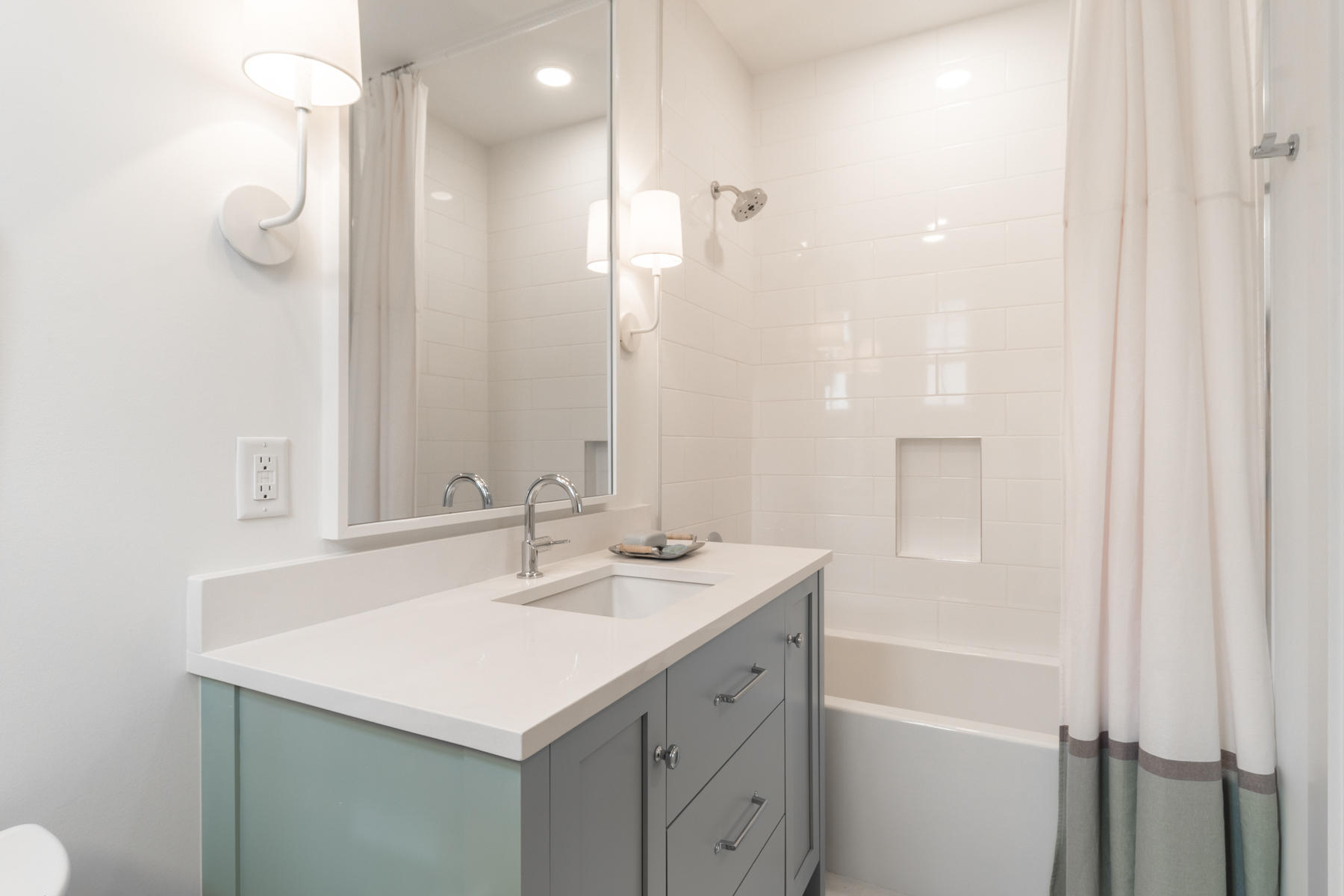 GRAYTON BEACH - Residential