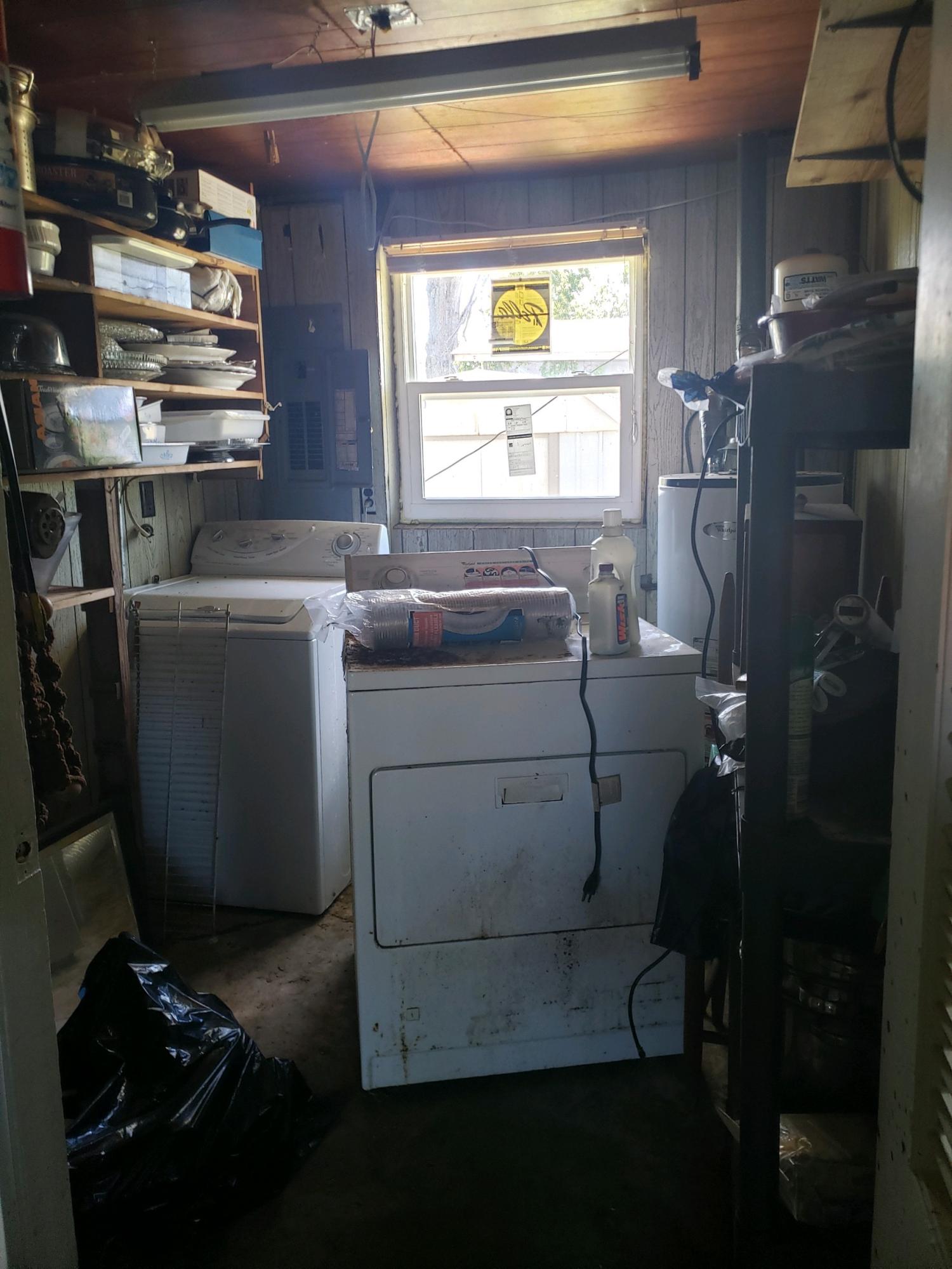 NO RECORDED SUBDIVISION - Residential