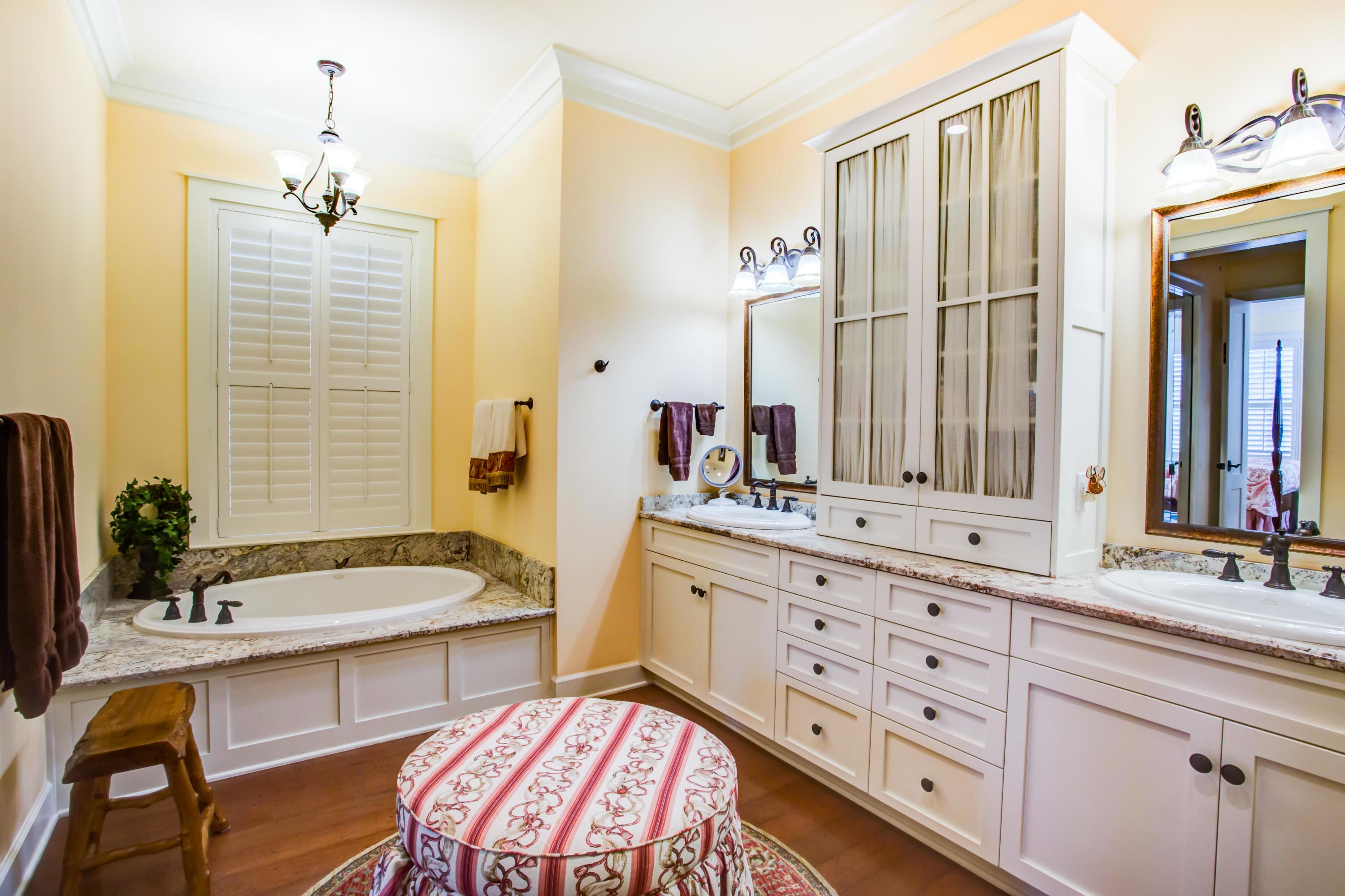 Kelly Plantation - Residential