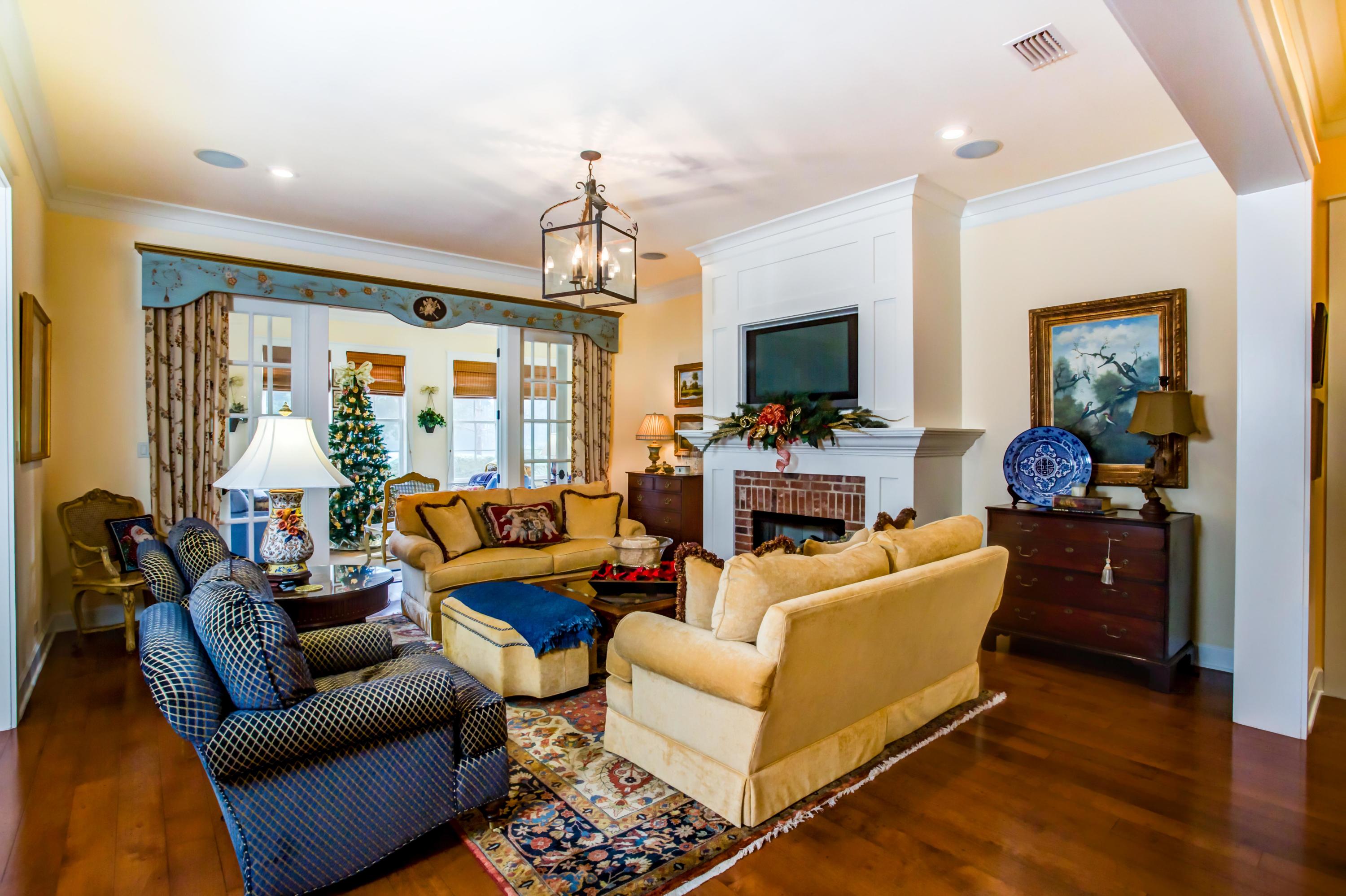 Kelly Plantation - Residential