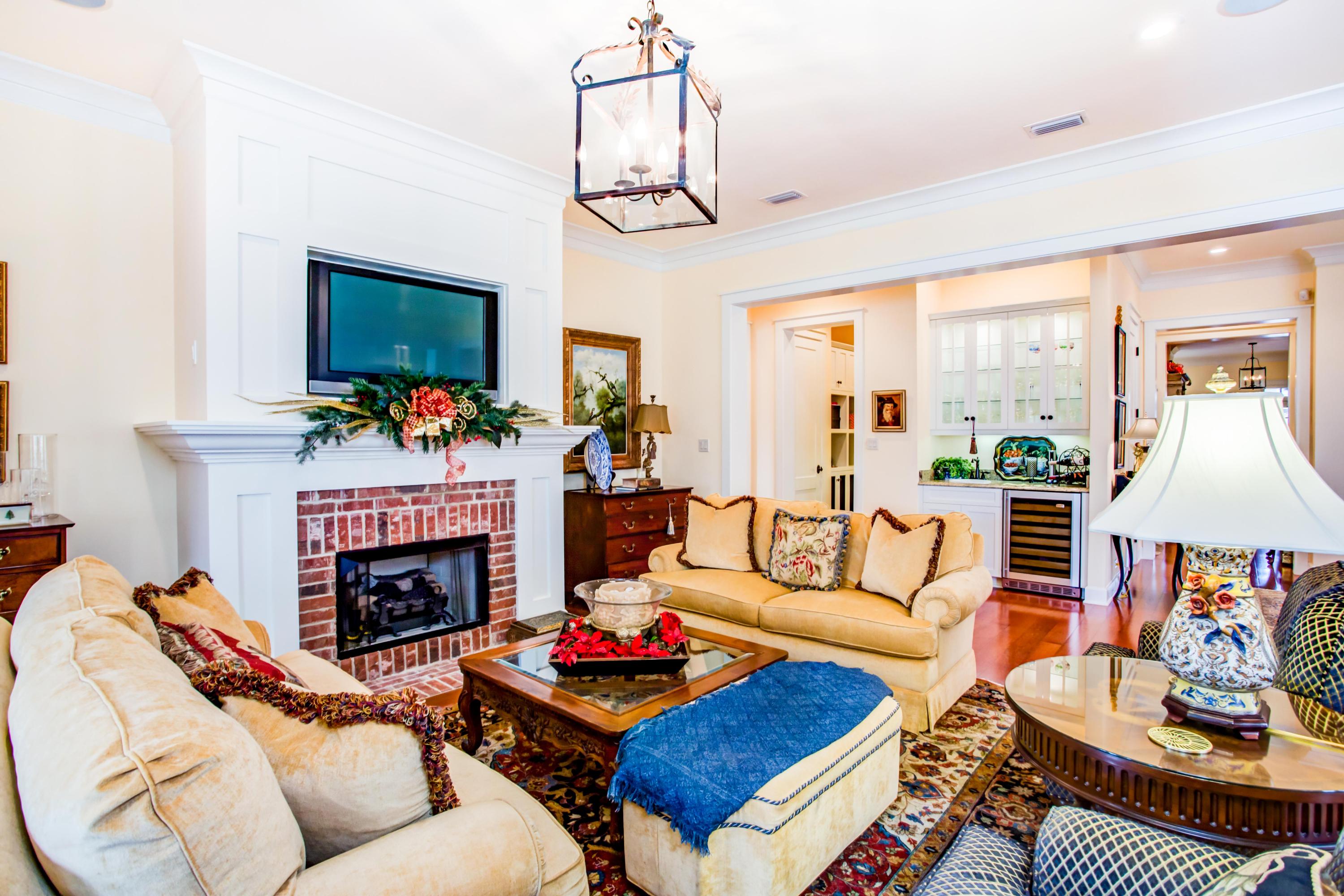 Kelly Plantation - Residential
