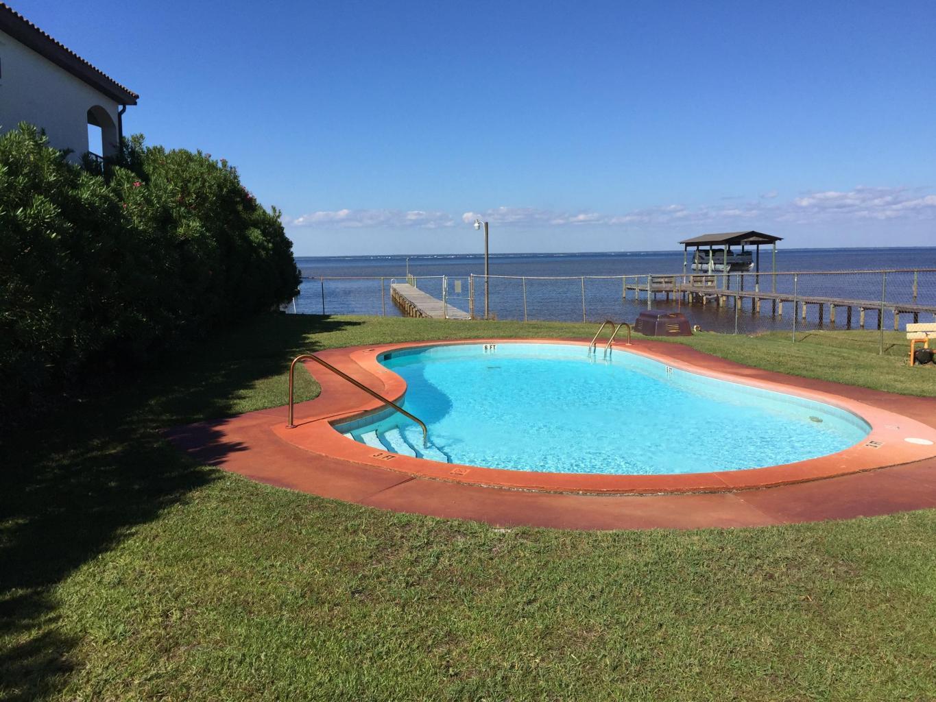 BAY BRIDGE LANDING - Residential