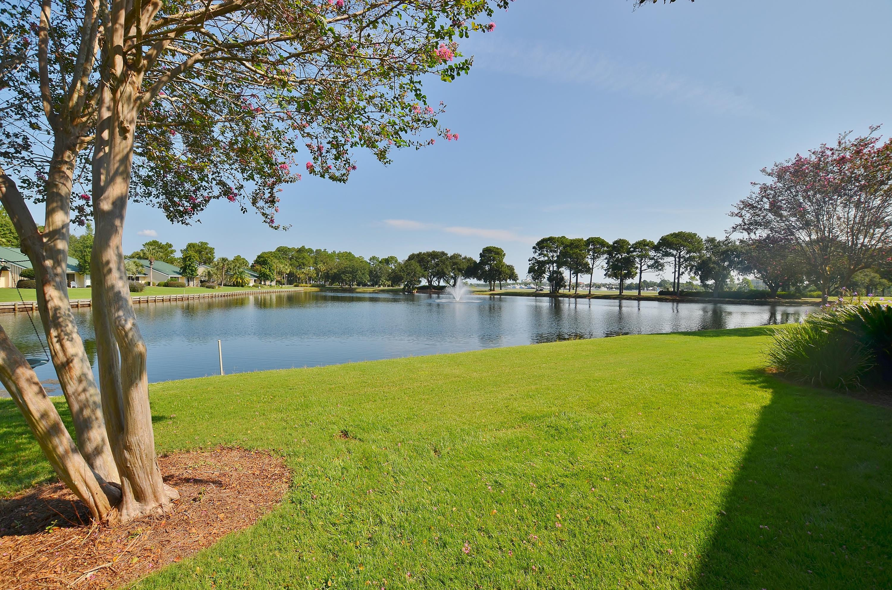 BAYOU VILLAGE CONDO PH 1 - Residential Lease