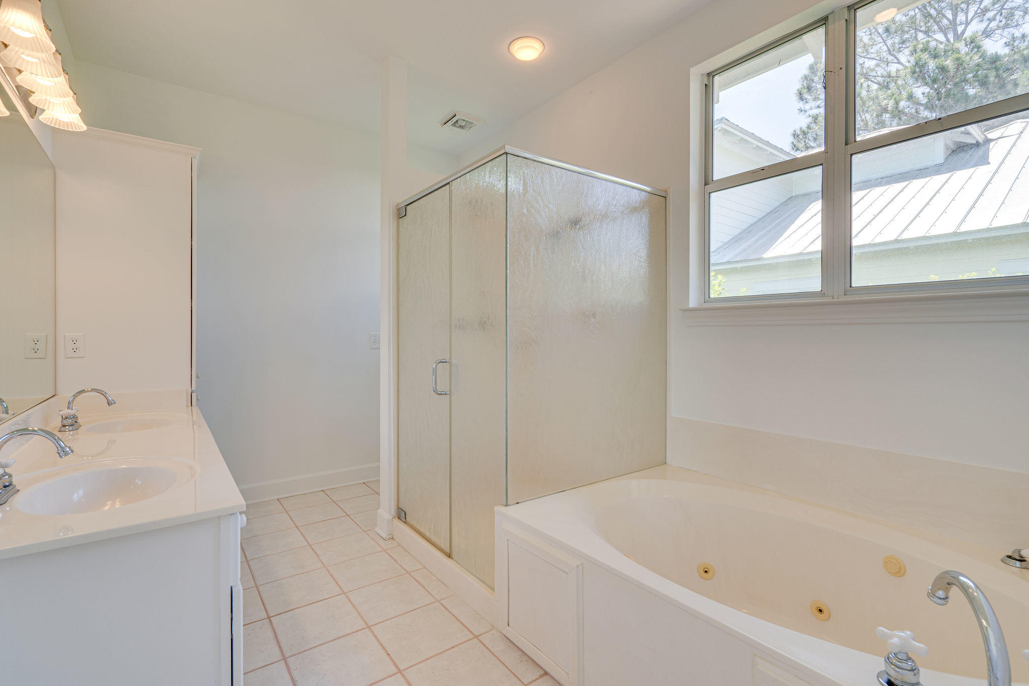 CRYSTAL LAKE AT SANDESTIN - Residential