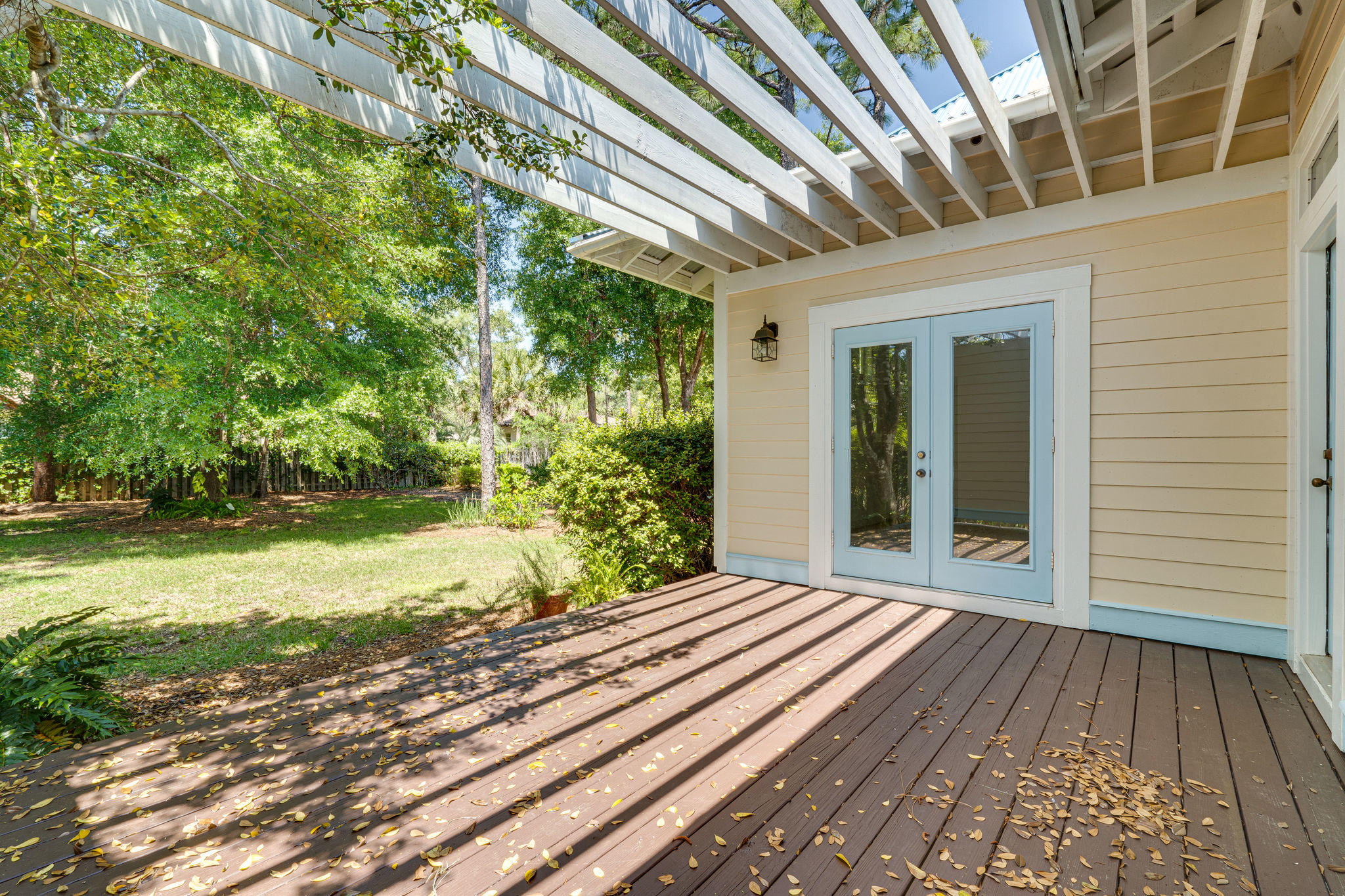 CRYSTAL LAKE AT SANDESTIN - Residential