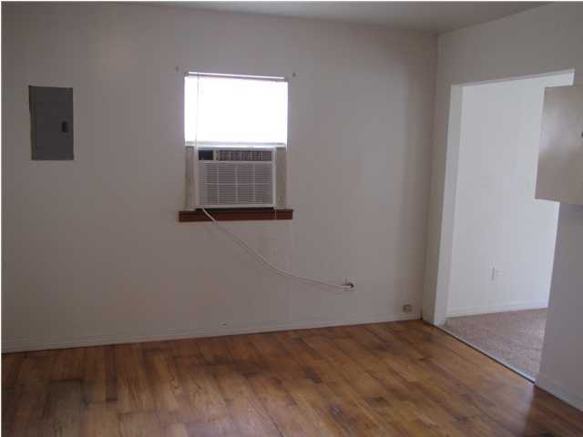 METES & BOUNDS - Residential Lease