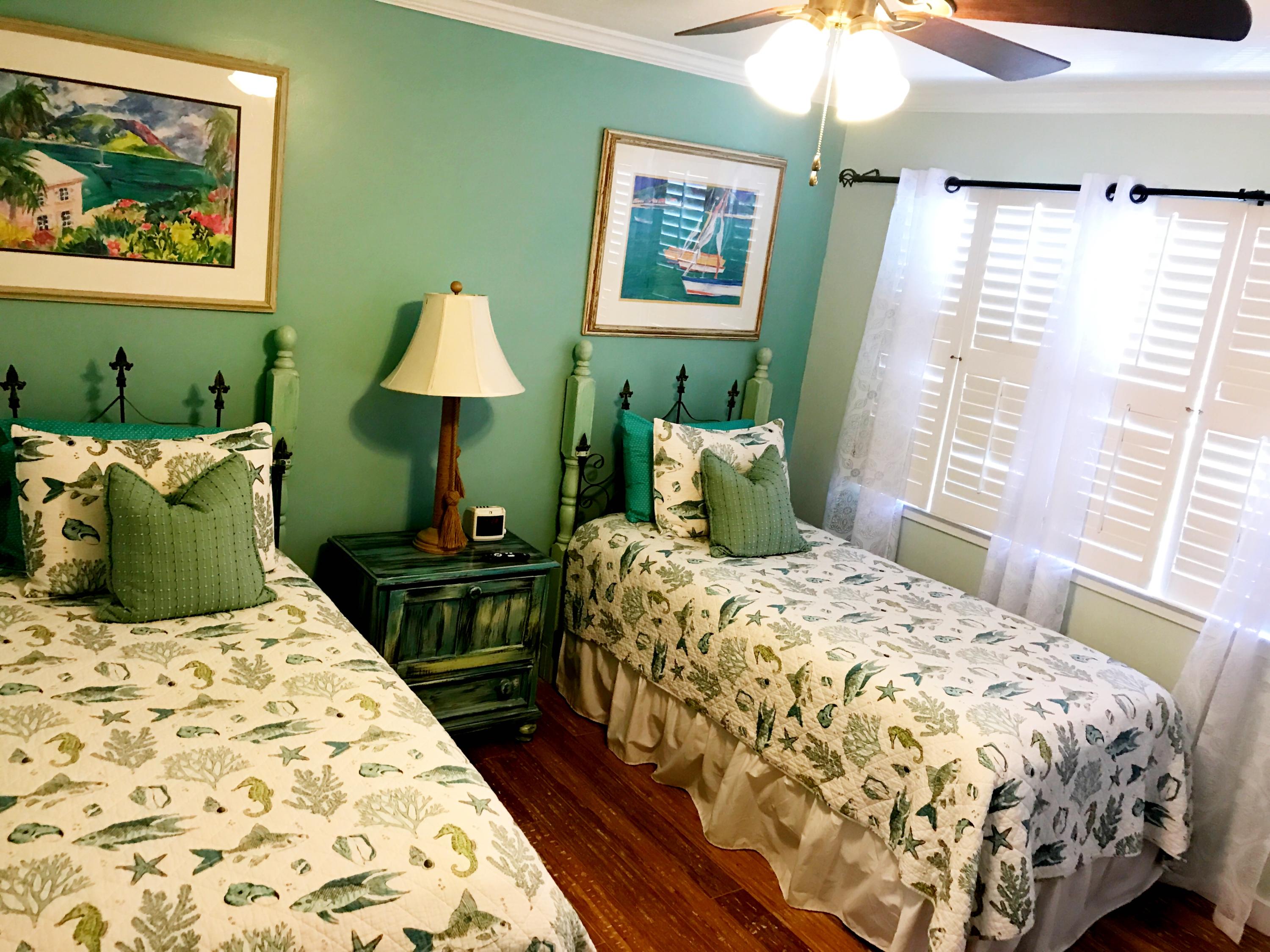 BLUE SURF T/H - Residential